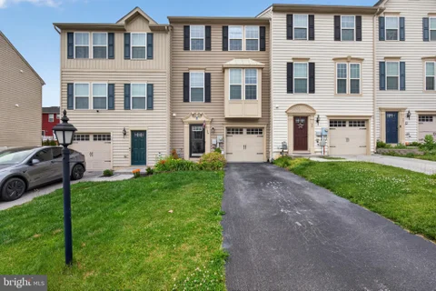 MLS: PAYK2107982