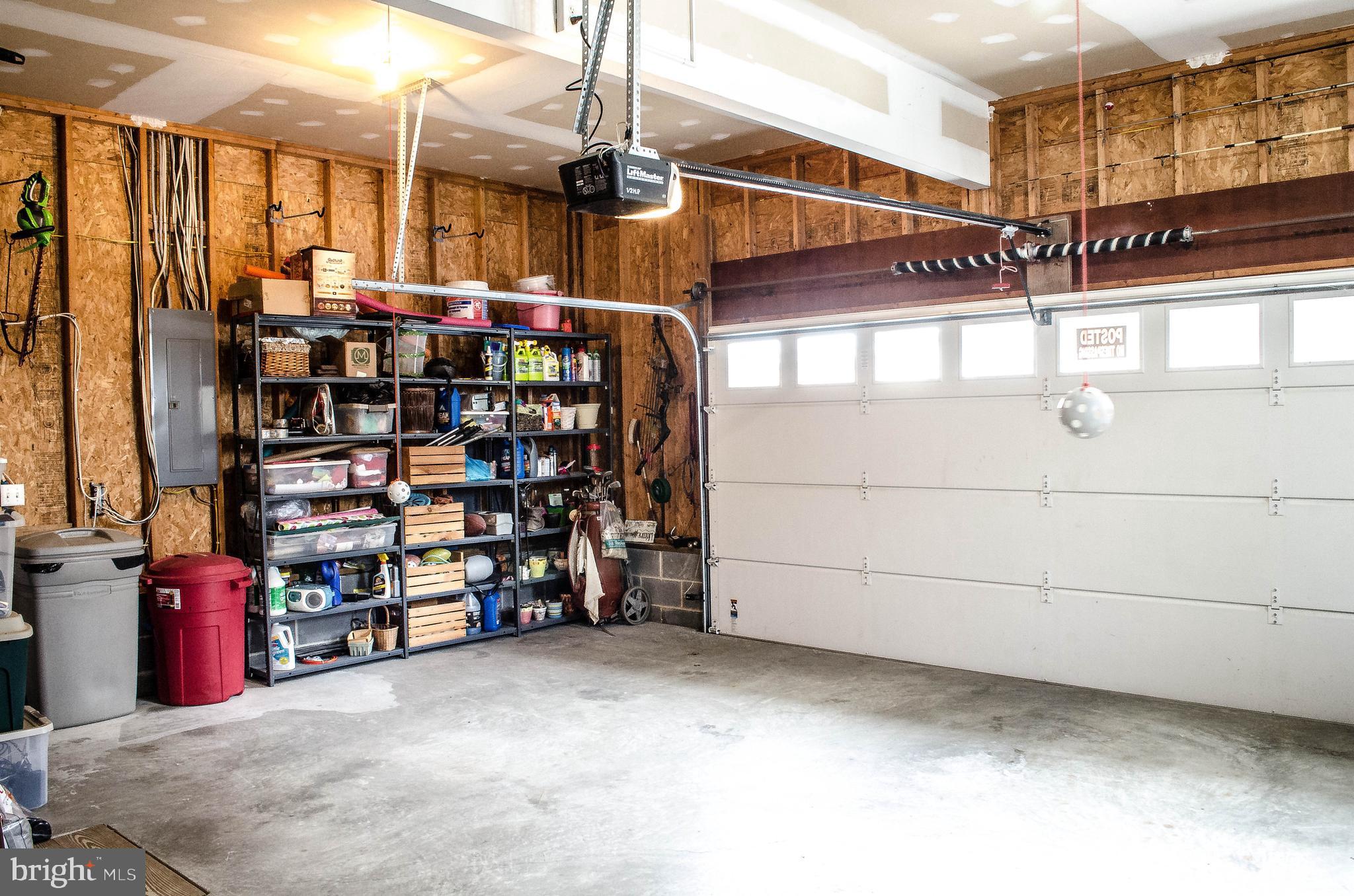 WILLOW CREEK - Residential