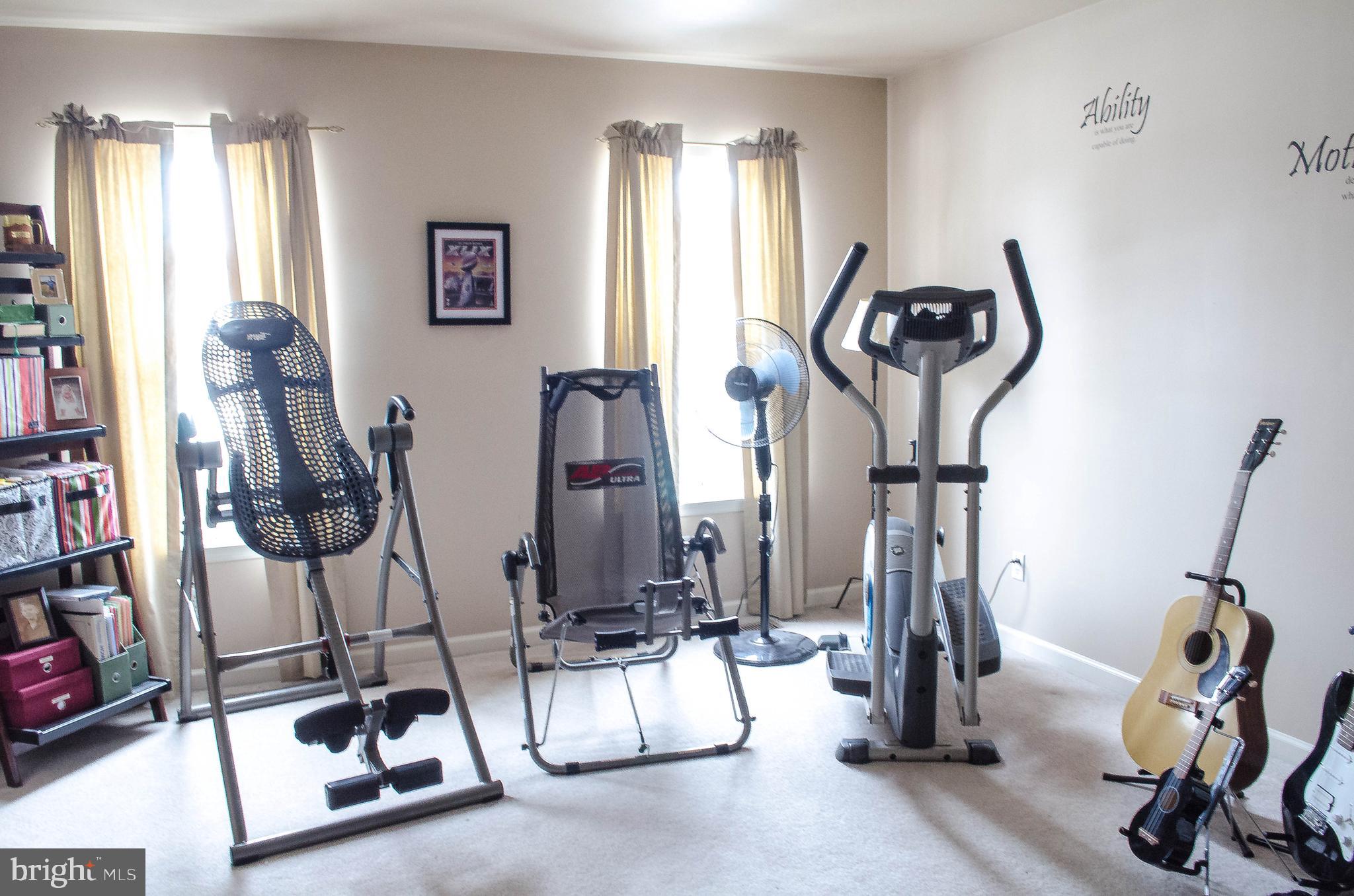 WILLOW CREEK - Residential