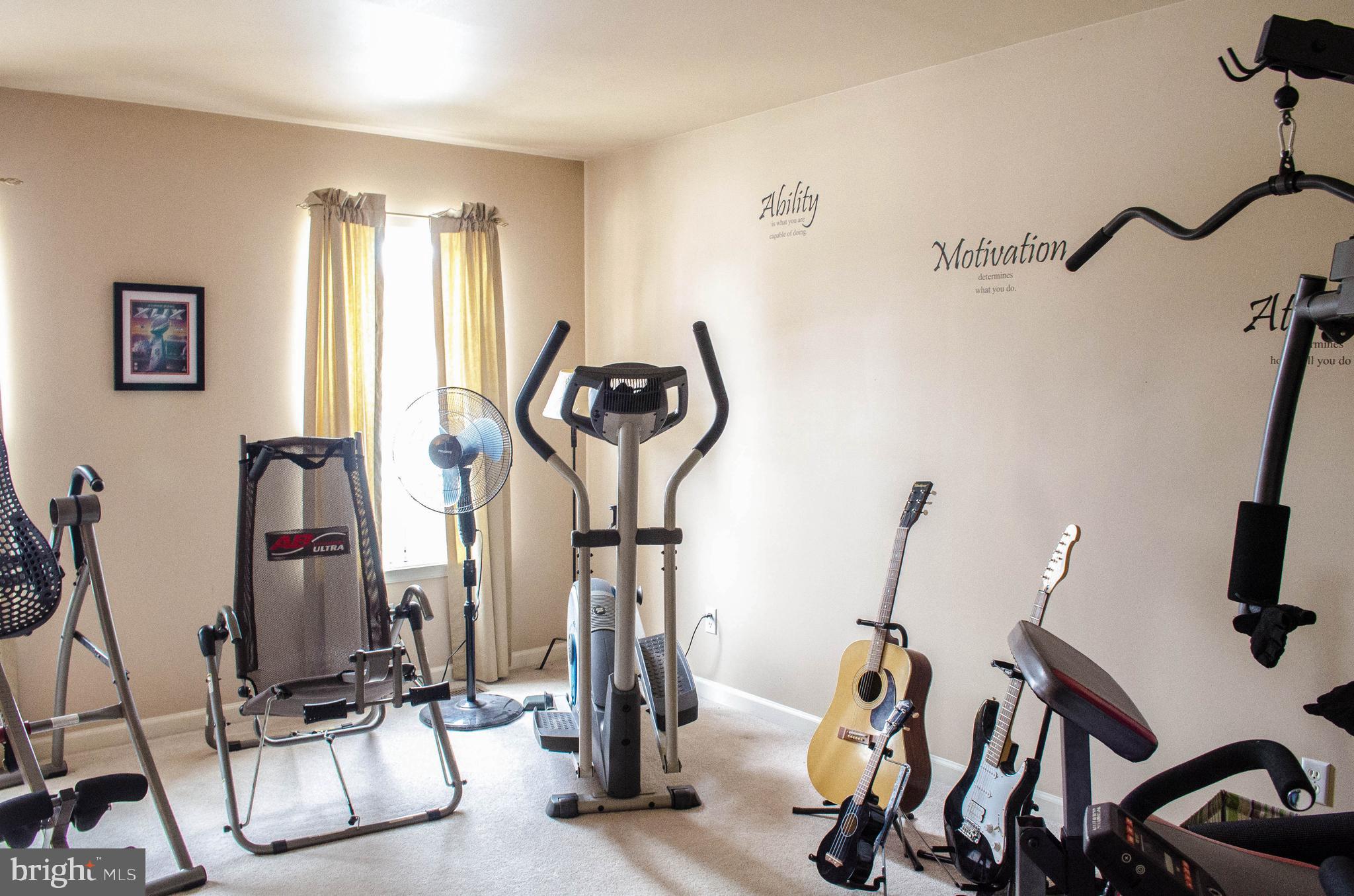 WILLOW CREEK - Residential