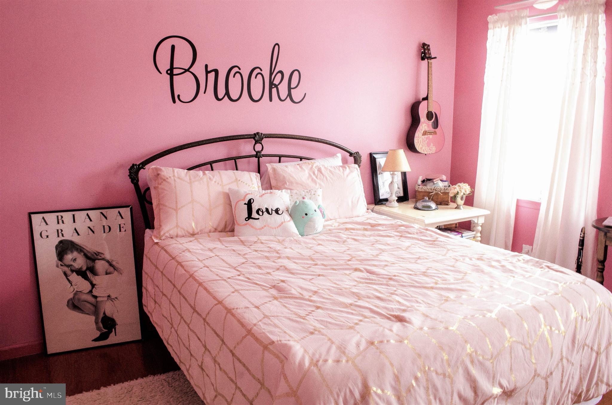 WILLOW CREEK - Residential