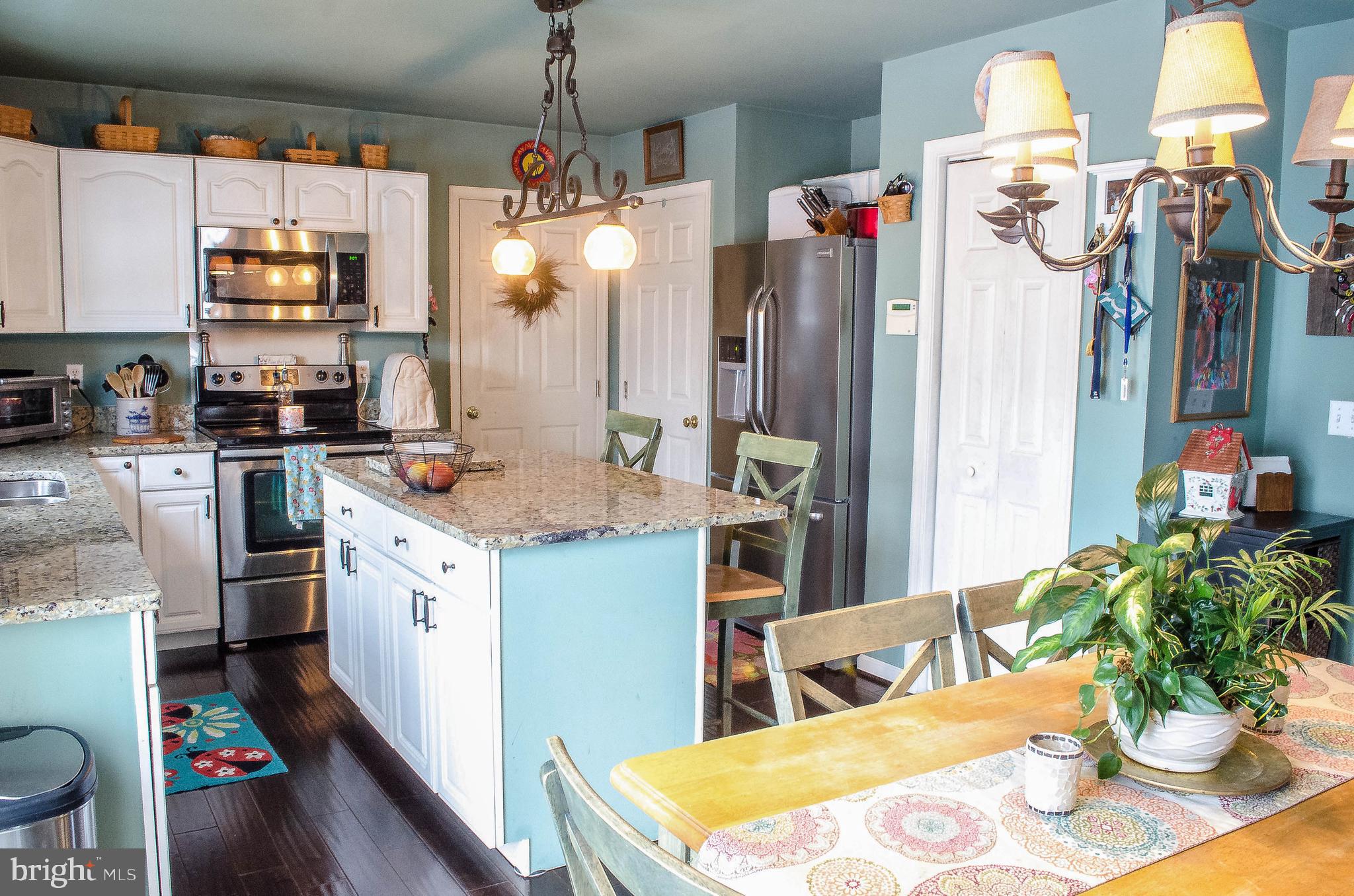 WILLOW CREEK - Residential