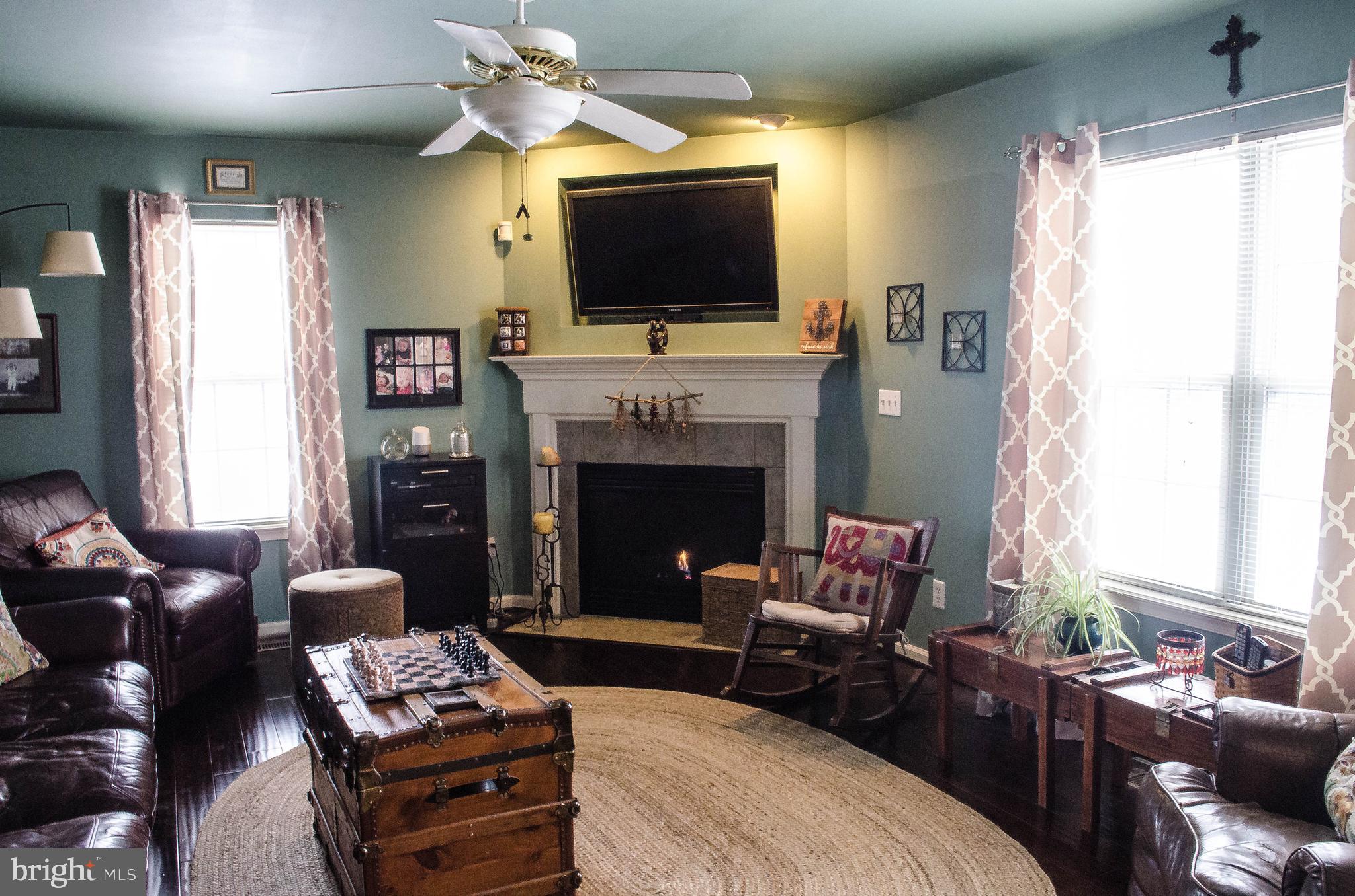 WILLOW CREEK - Residential