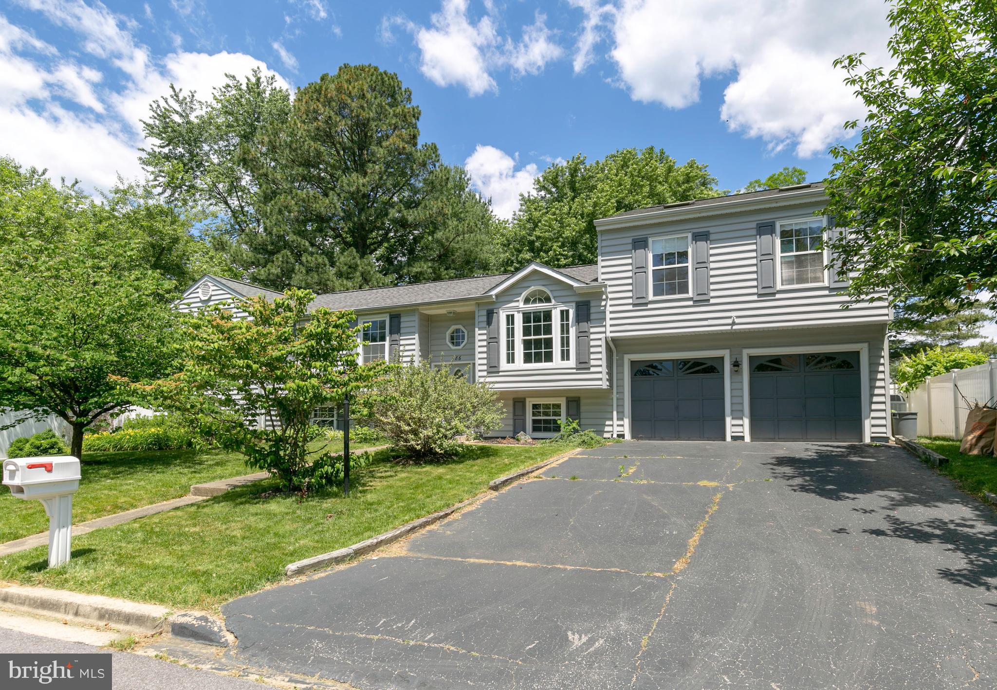 LONGVIEW ON MAGOTHY - Residential