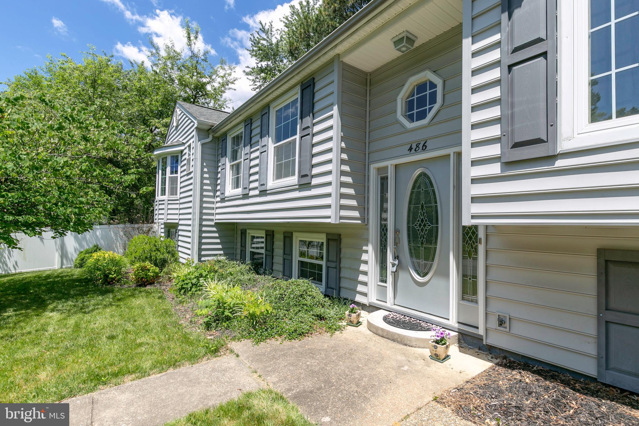 LONGVIEW ON MAGOTHY - Residential