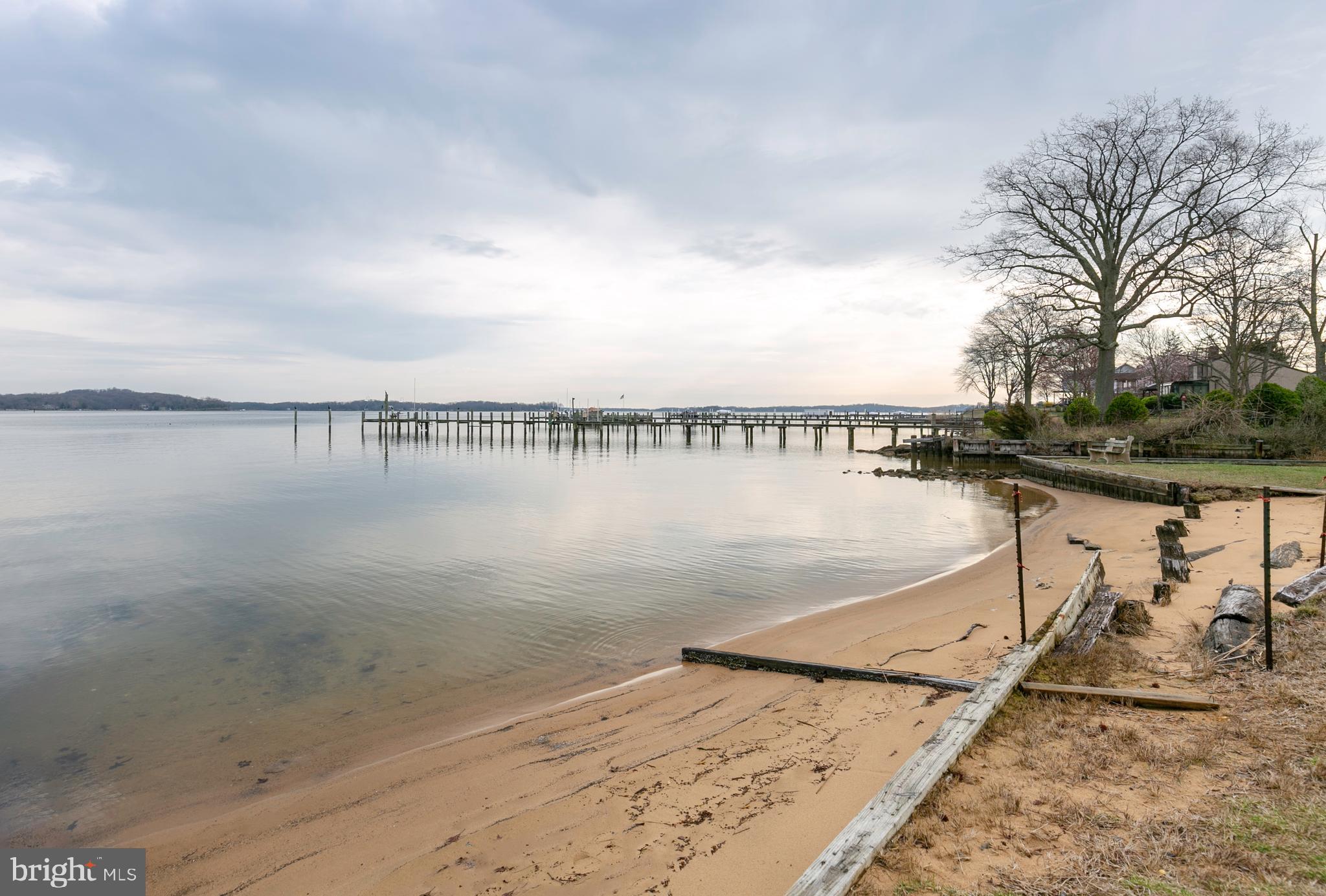 LONGVIEW ON MAGOTHY - Residential