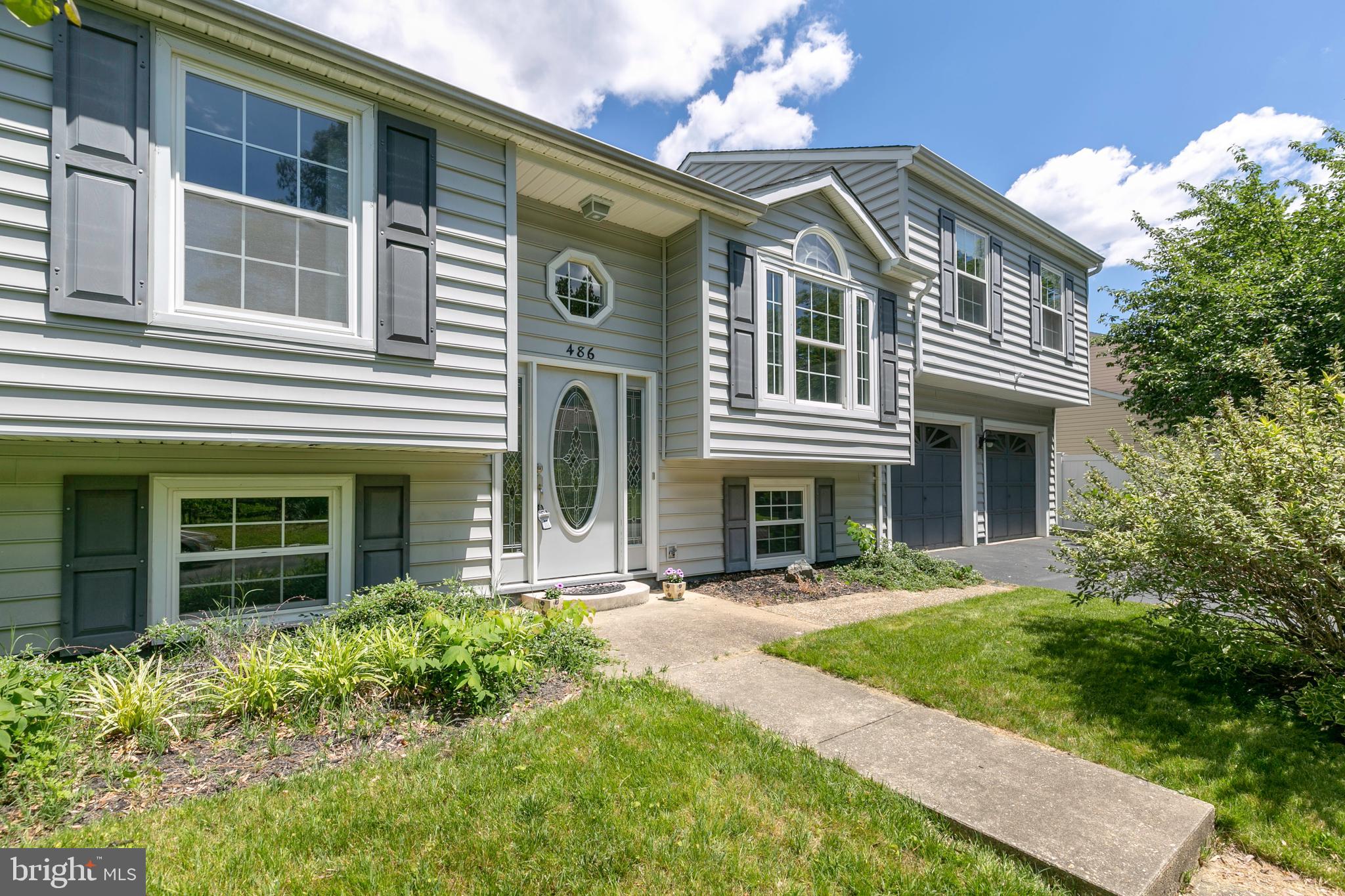 LONGVIEW ON MAGOTHY - Residential