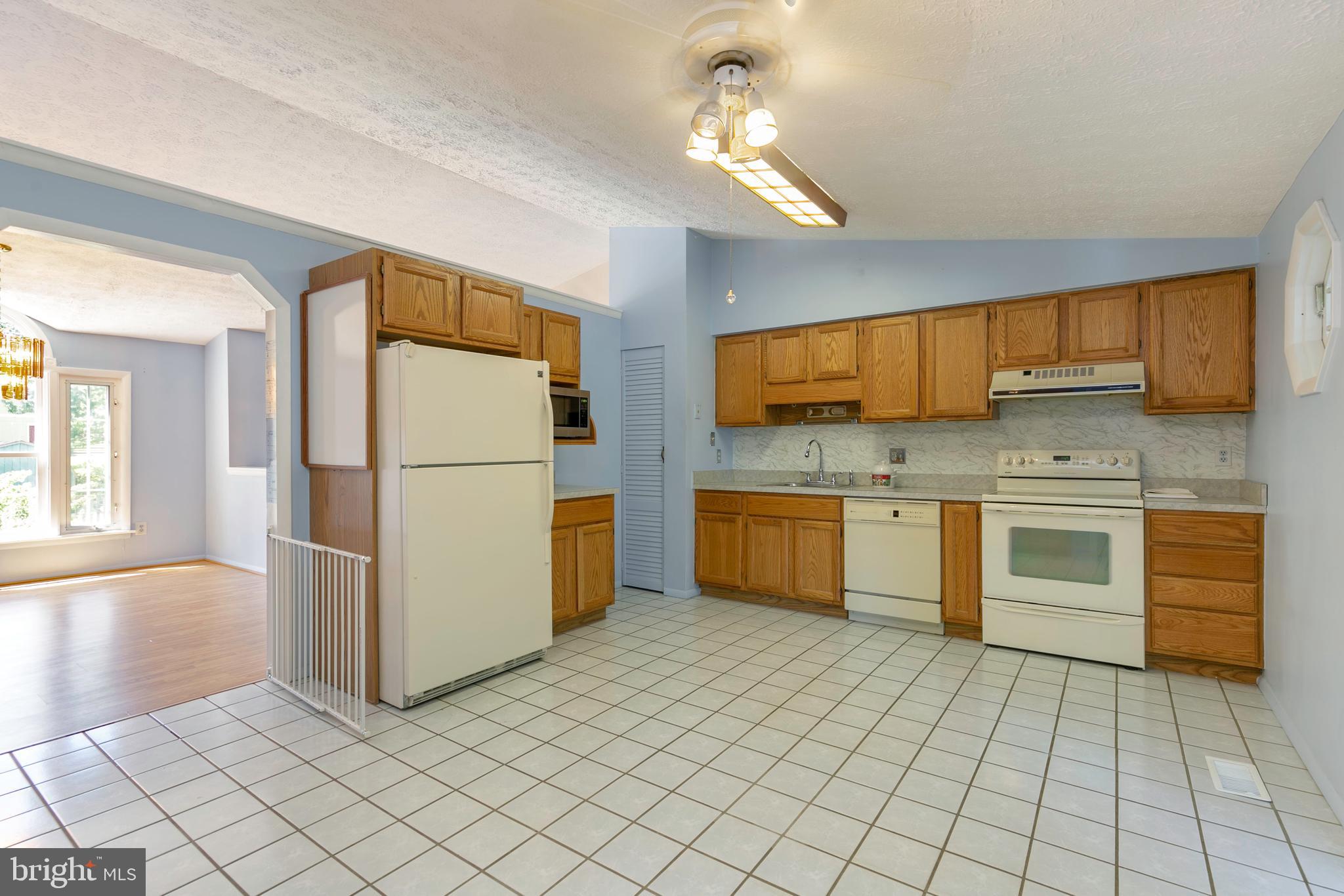 LONGVIEW ON MAGOTHY - Residential