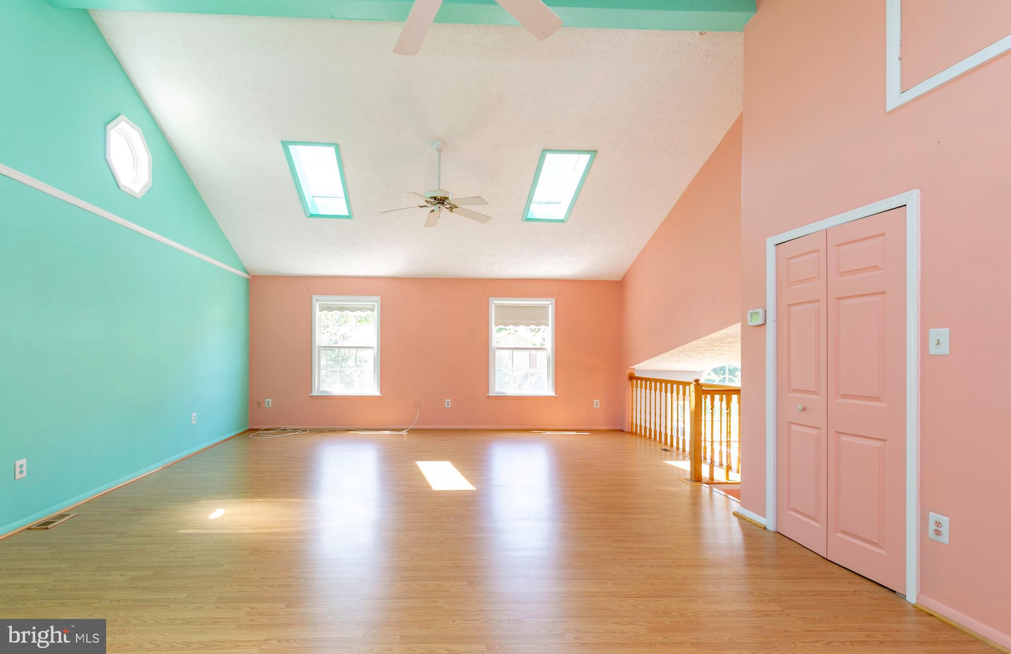 LONGVIEW ON MAGOTHY - Residential