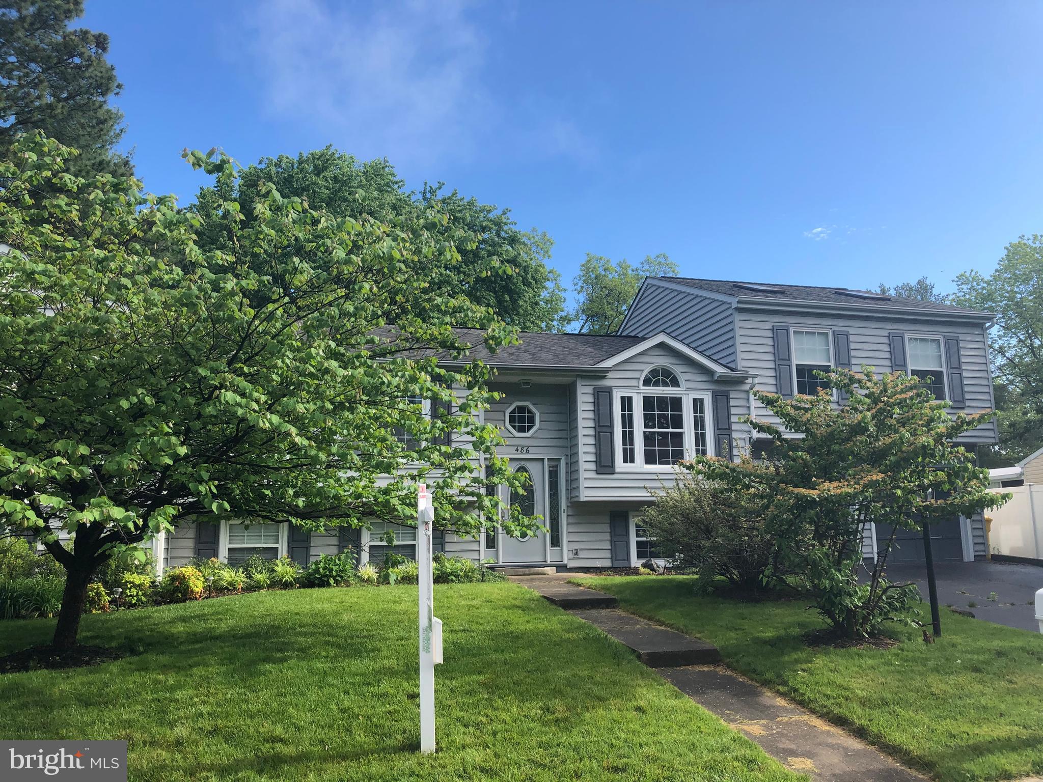 LONGVIEW ON MAGOTHY - Residential