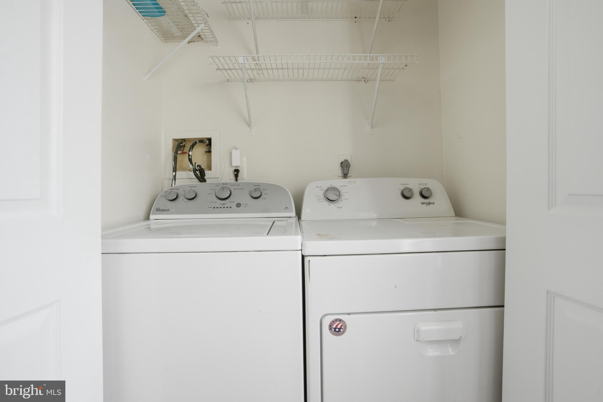 OAK POND - Residential