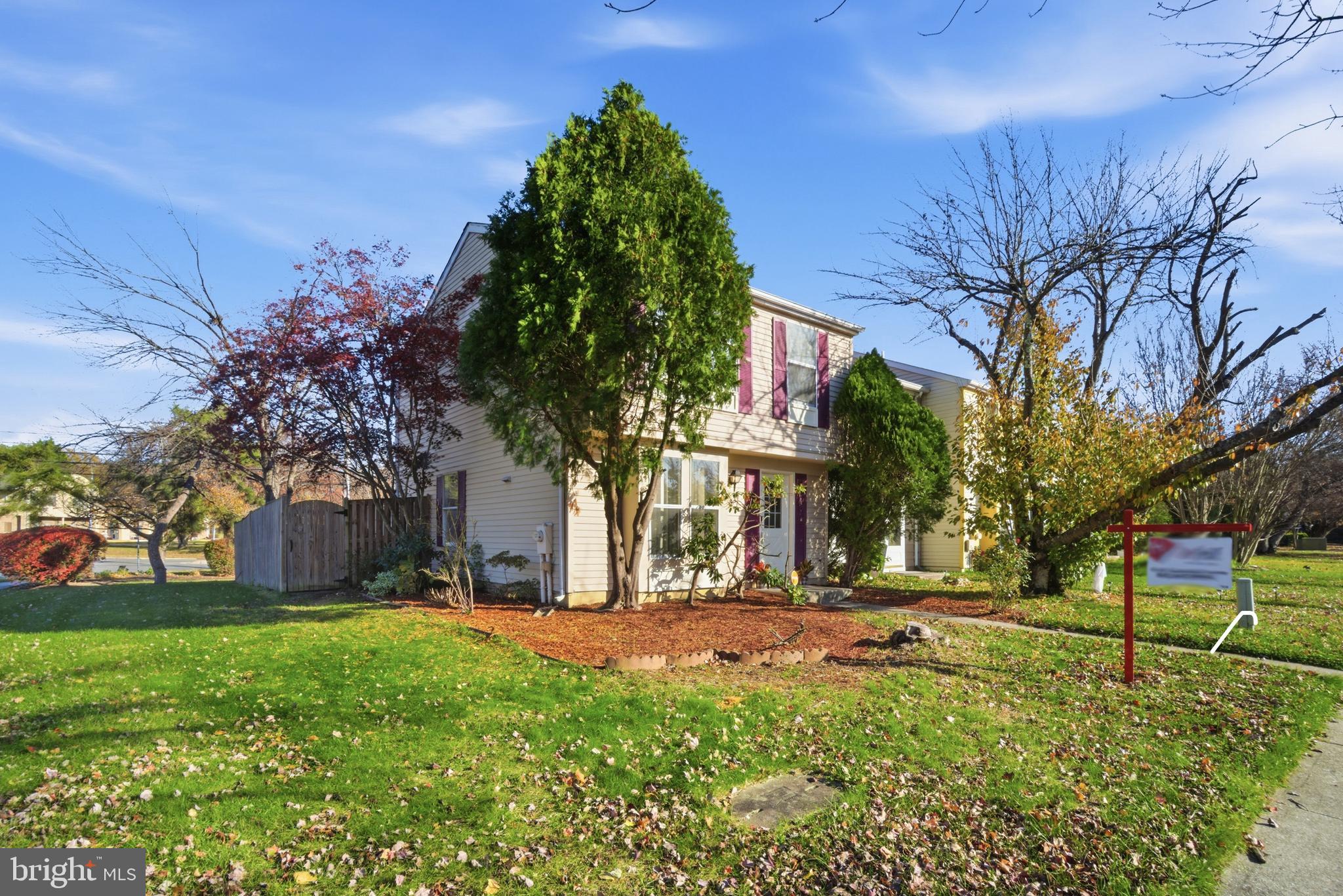 OAK POND - Residential