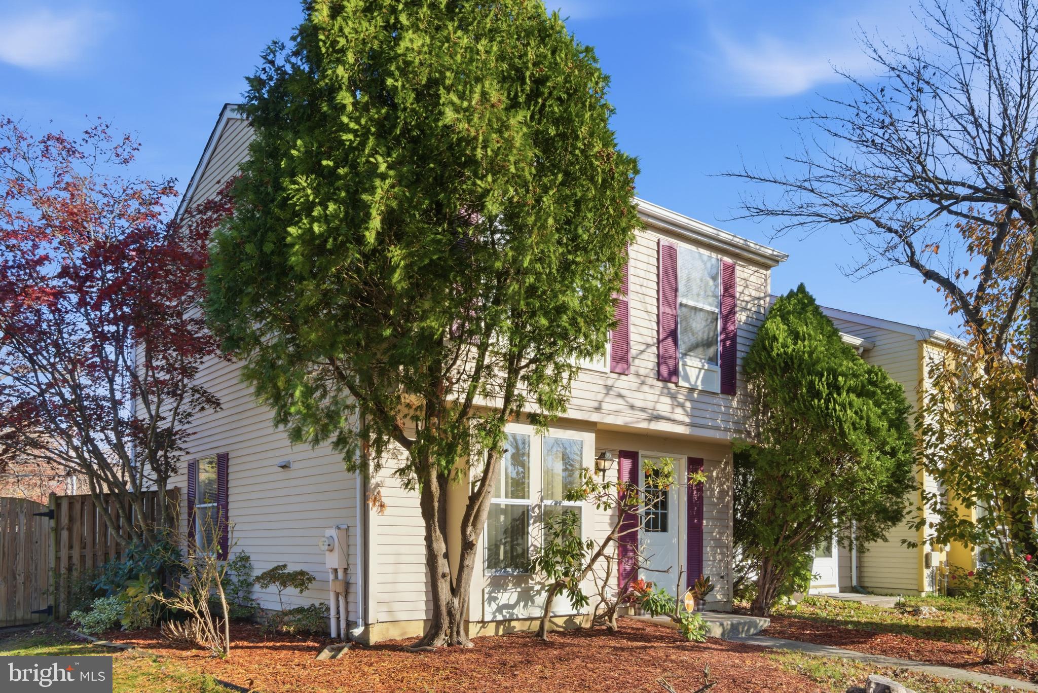 OAK POND - Residential