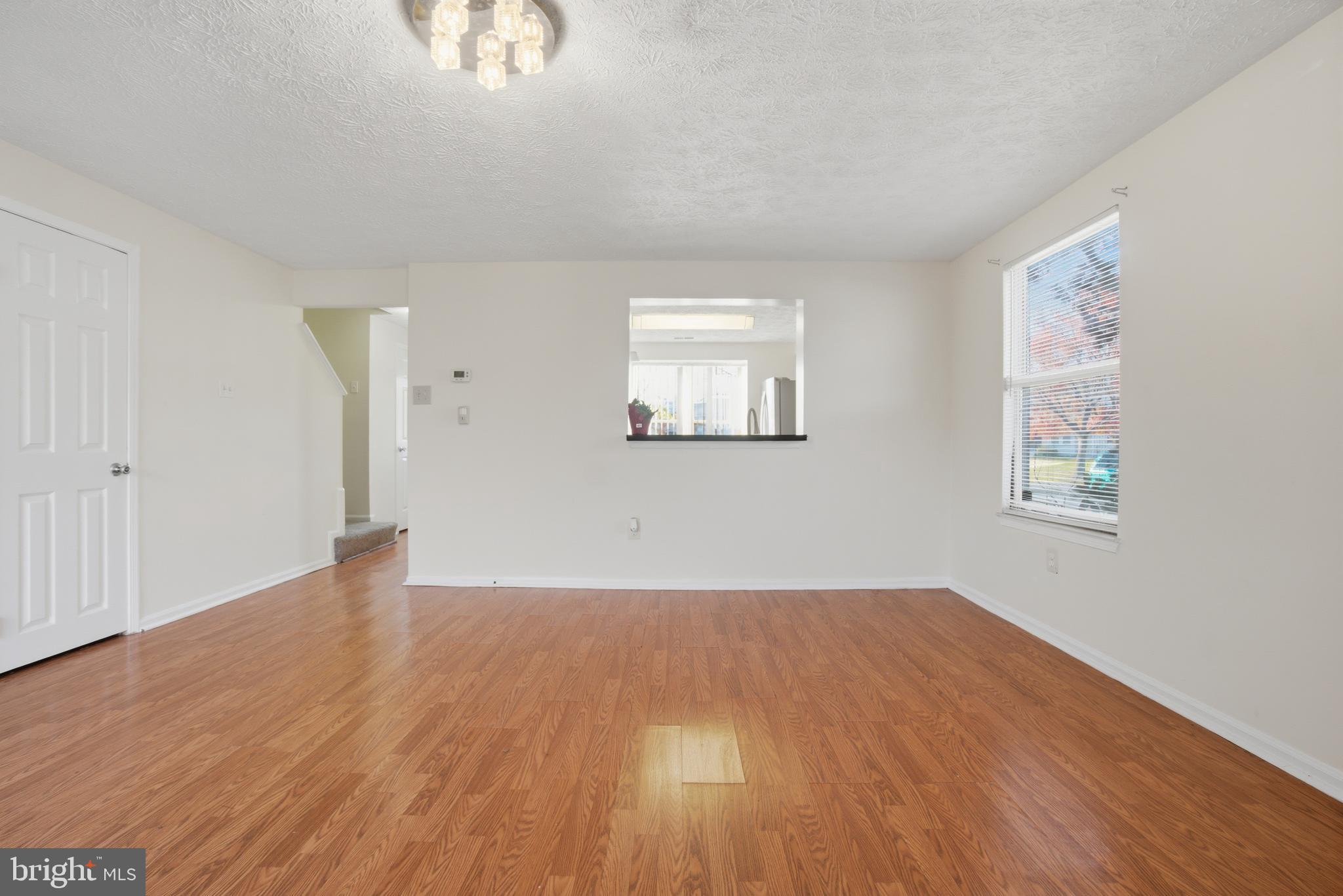 OAK POND - Residential