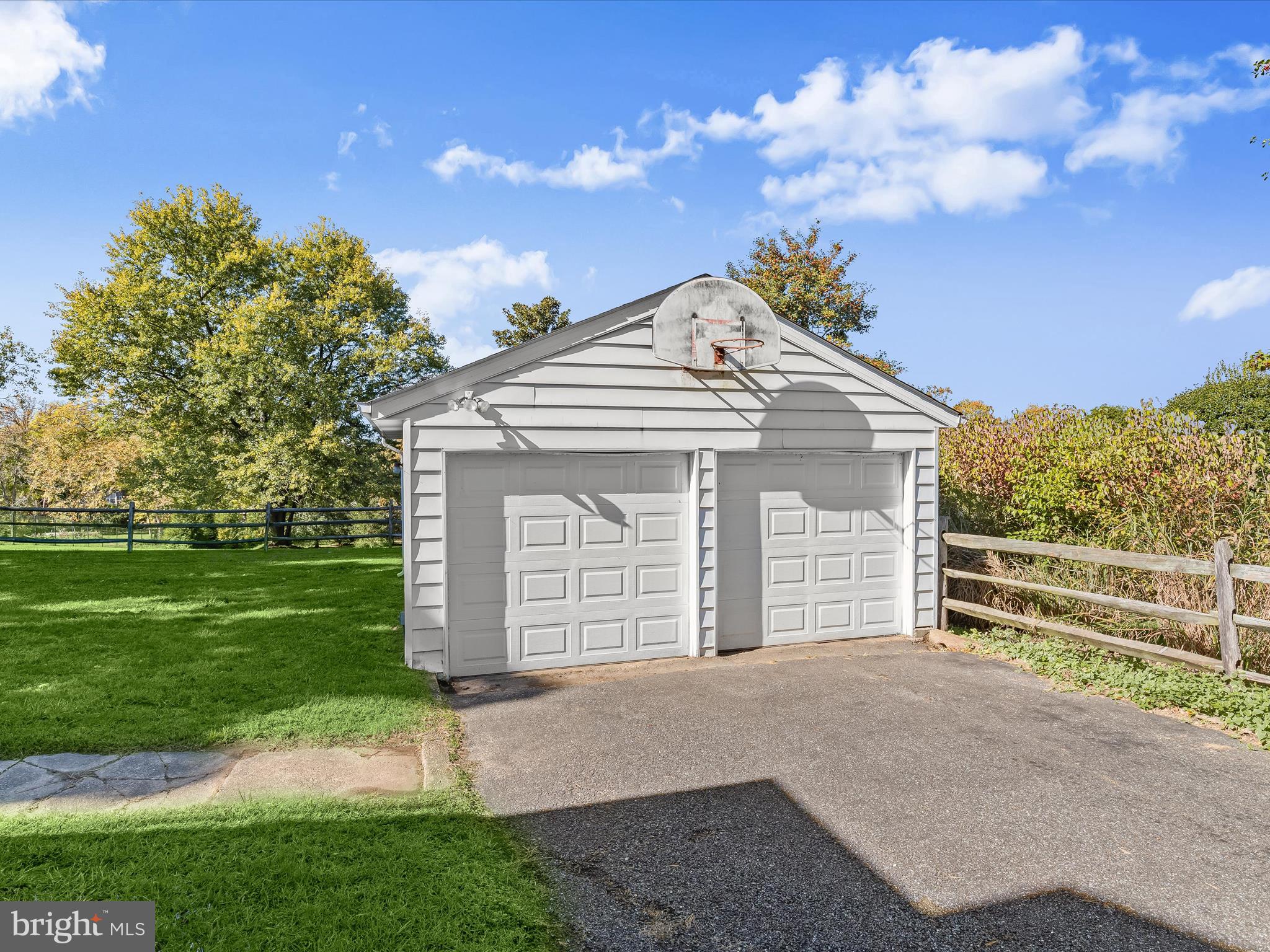 OAK FOREST - Residential