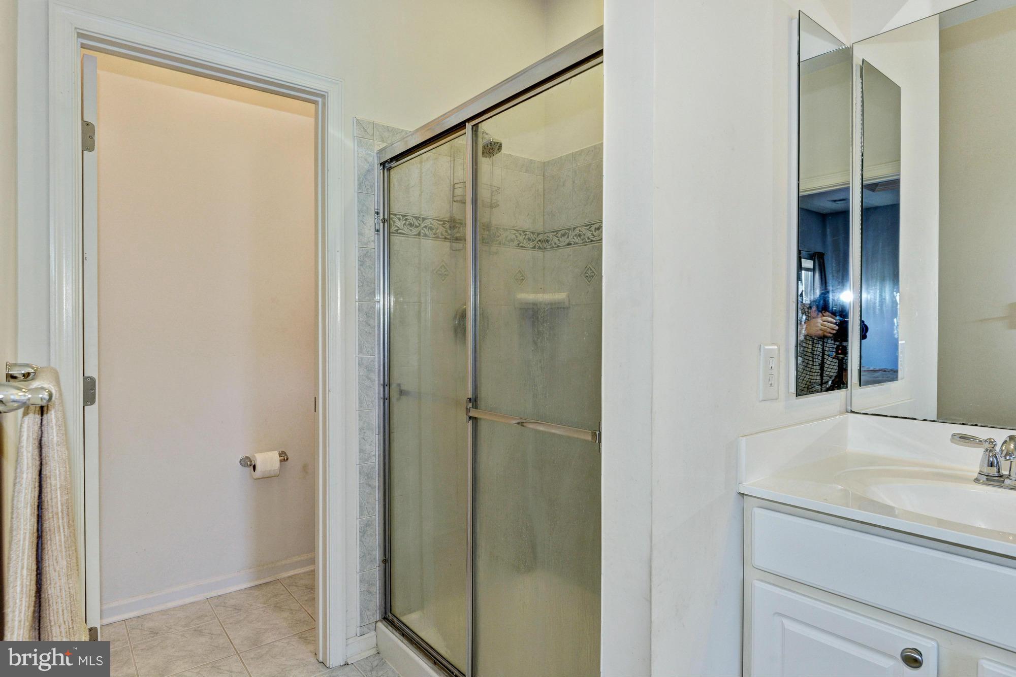 VILLAGES OF DORCHESTER - Residential Lease