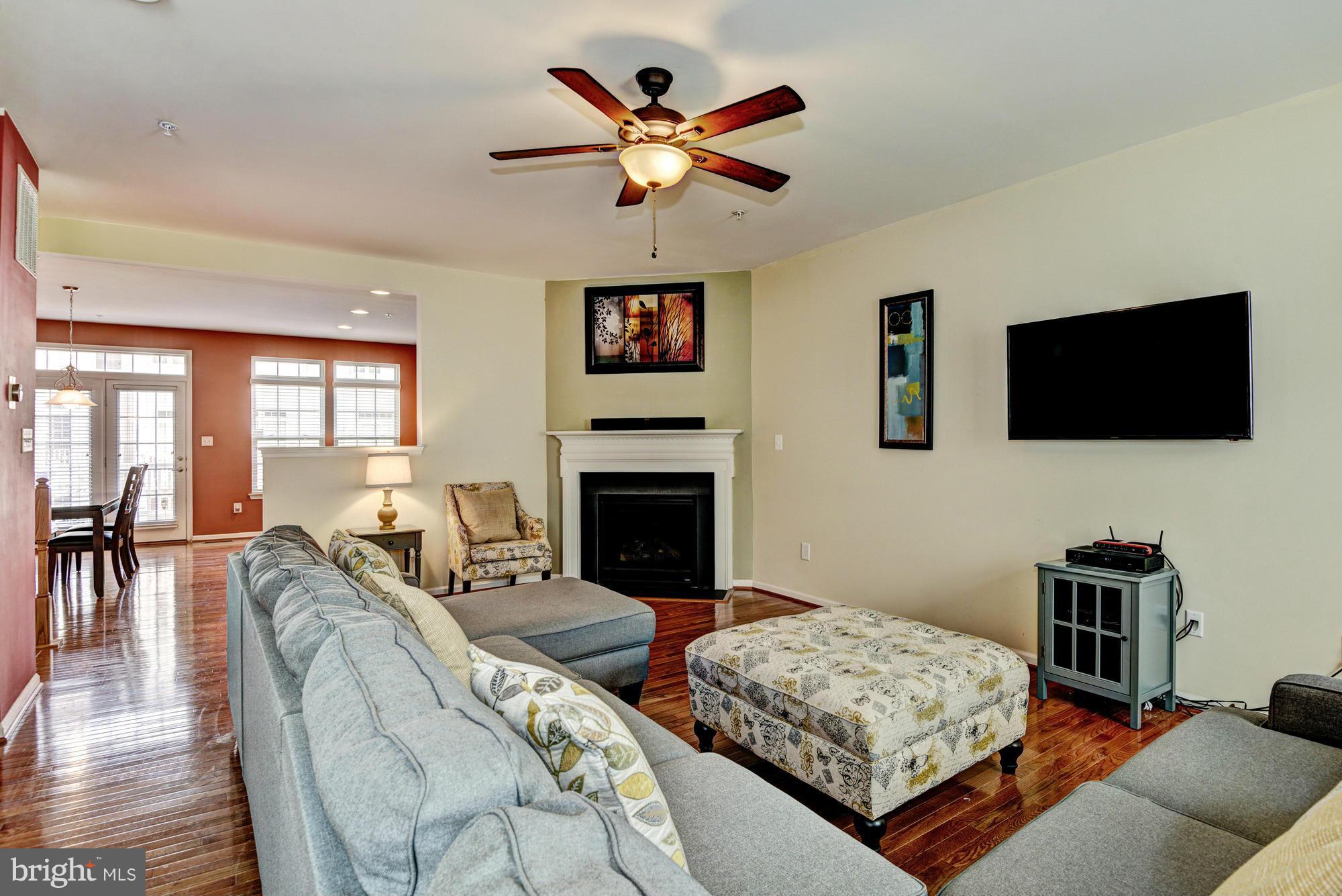 VILLAGES OF DORCHESTER - Residential Lease