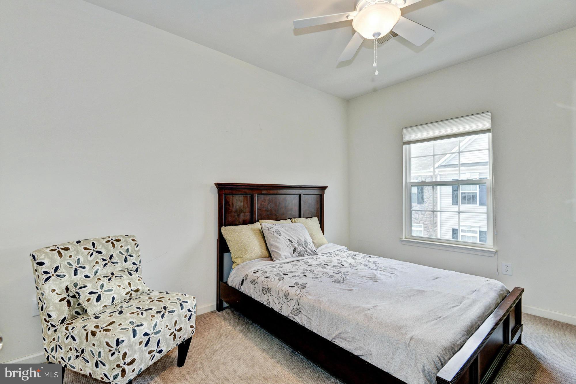 VILLAGES OF DORCHESTER - Residential Lease