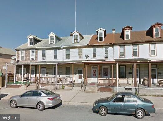 INVESTOR Alert!! Steelton single family home, tenant occupied, offering positive CASH FLOW, low maintenance property!! Starting your investing venture?? Looking to add to your existing portfolio?? Here is the RIGHT opportunity!! Priced to SELL, HURRY, won't last long!!