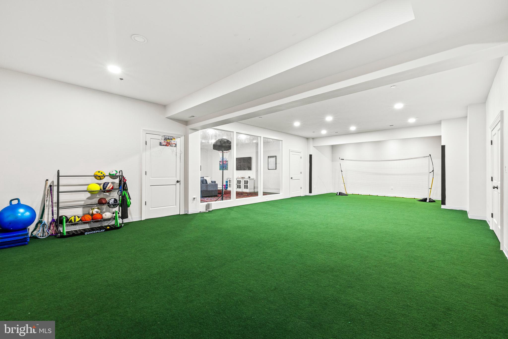 CASTANEA - Residential