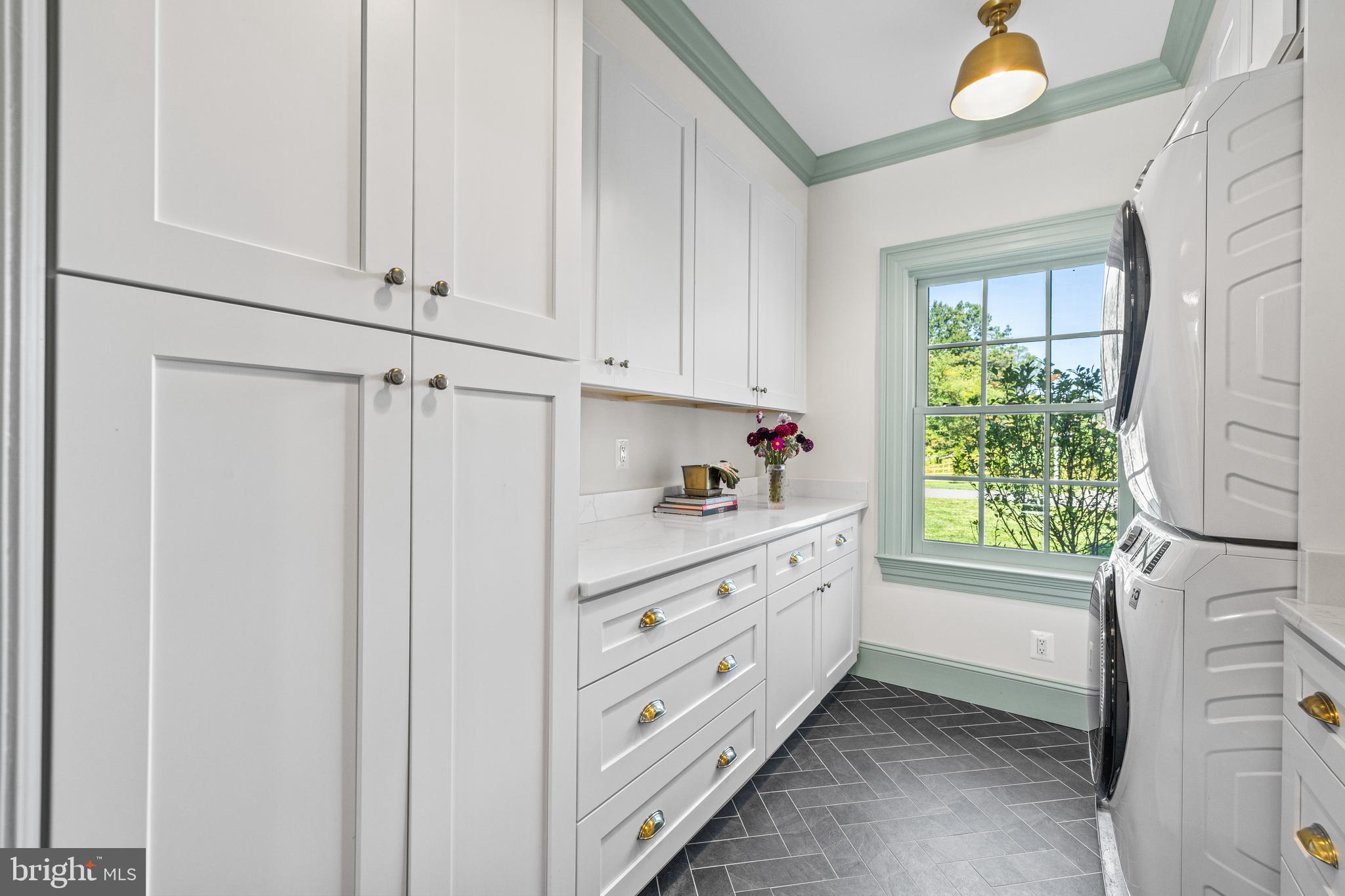 CASTANEA - Residential