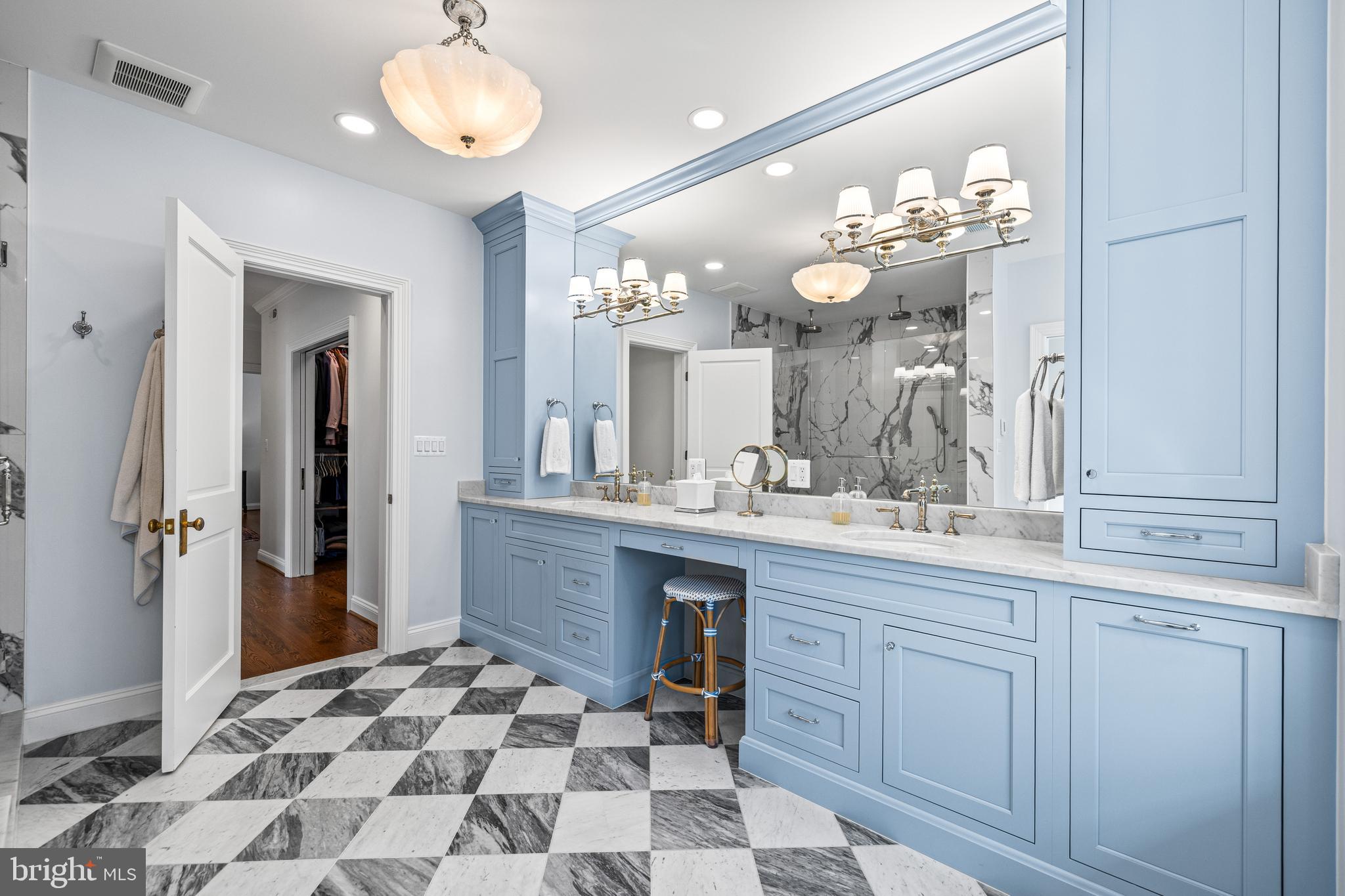 CASTANEA - Residential