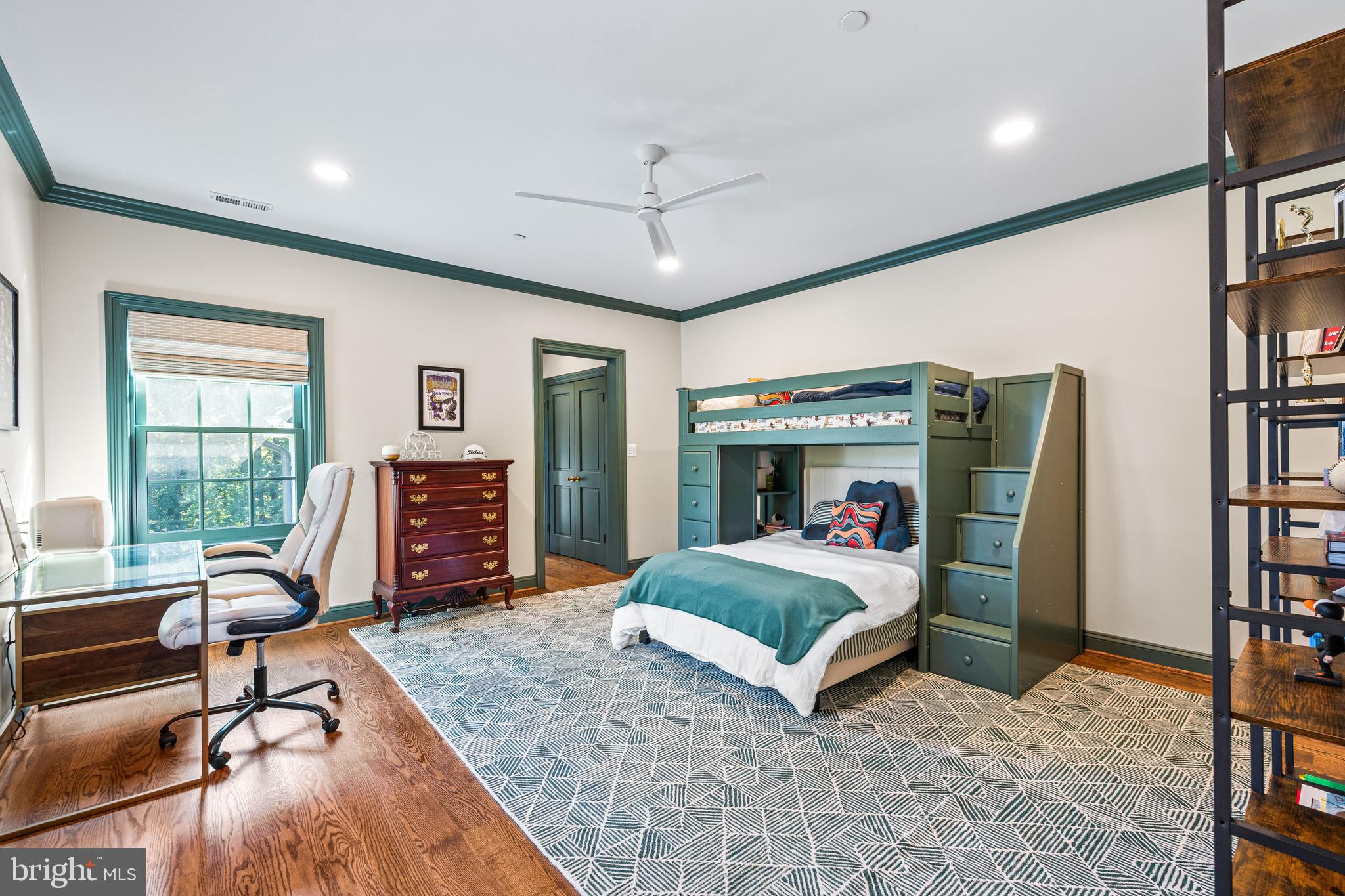 CASTANEA - Residential