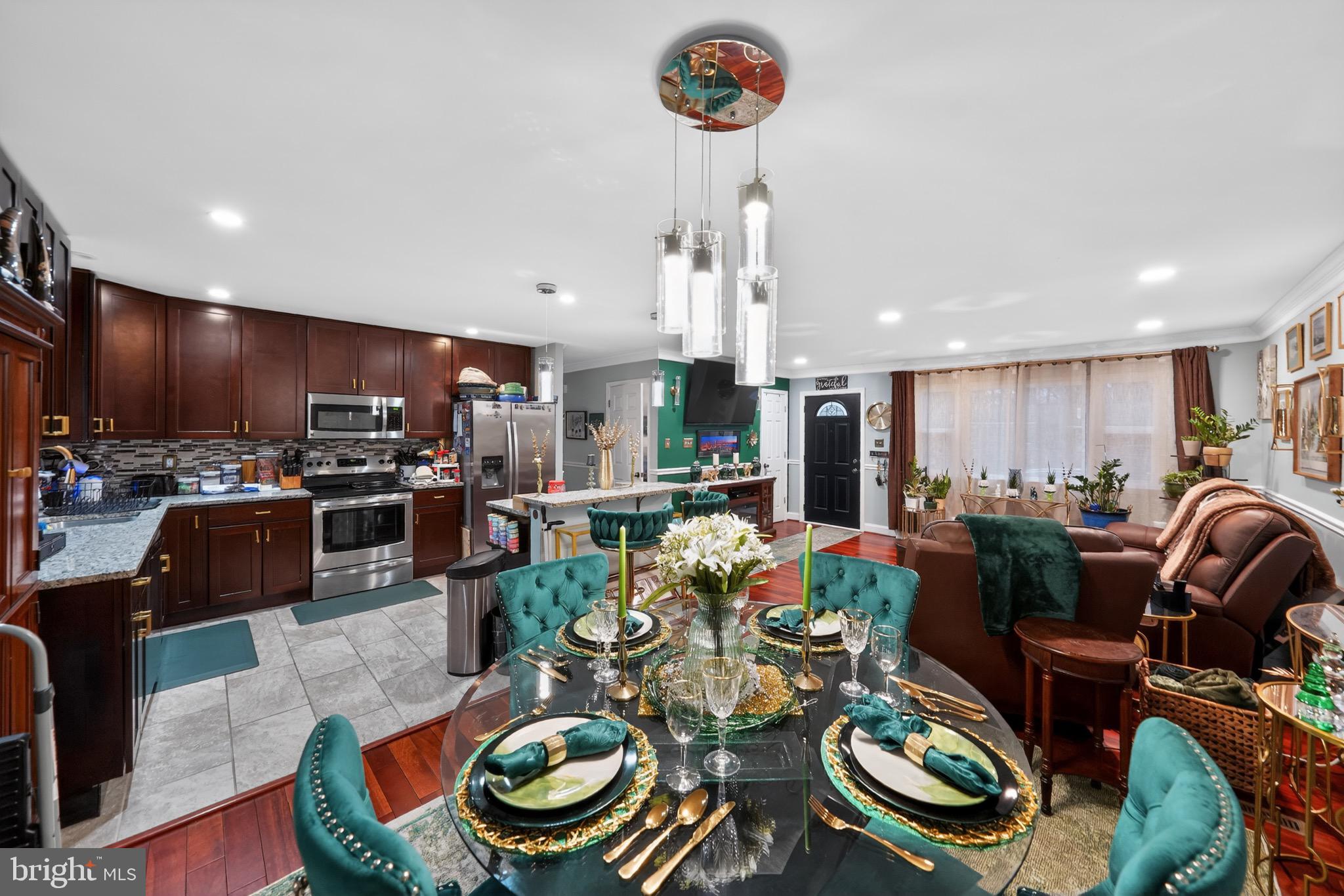 NORTH ROBLEE ACRES - Residential