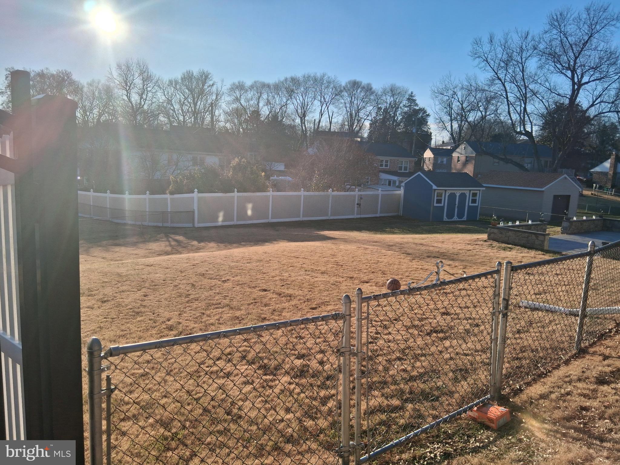 11207 PARKMONT DRIVE