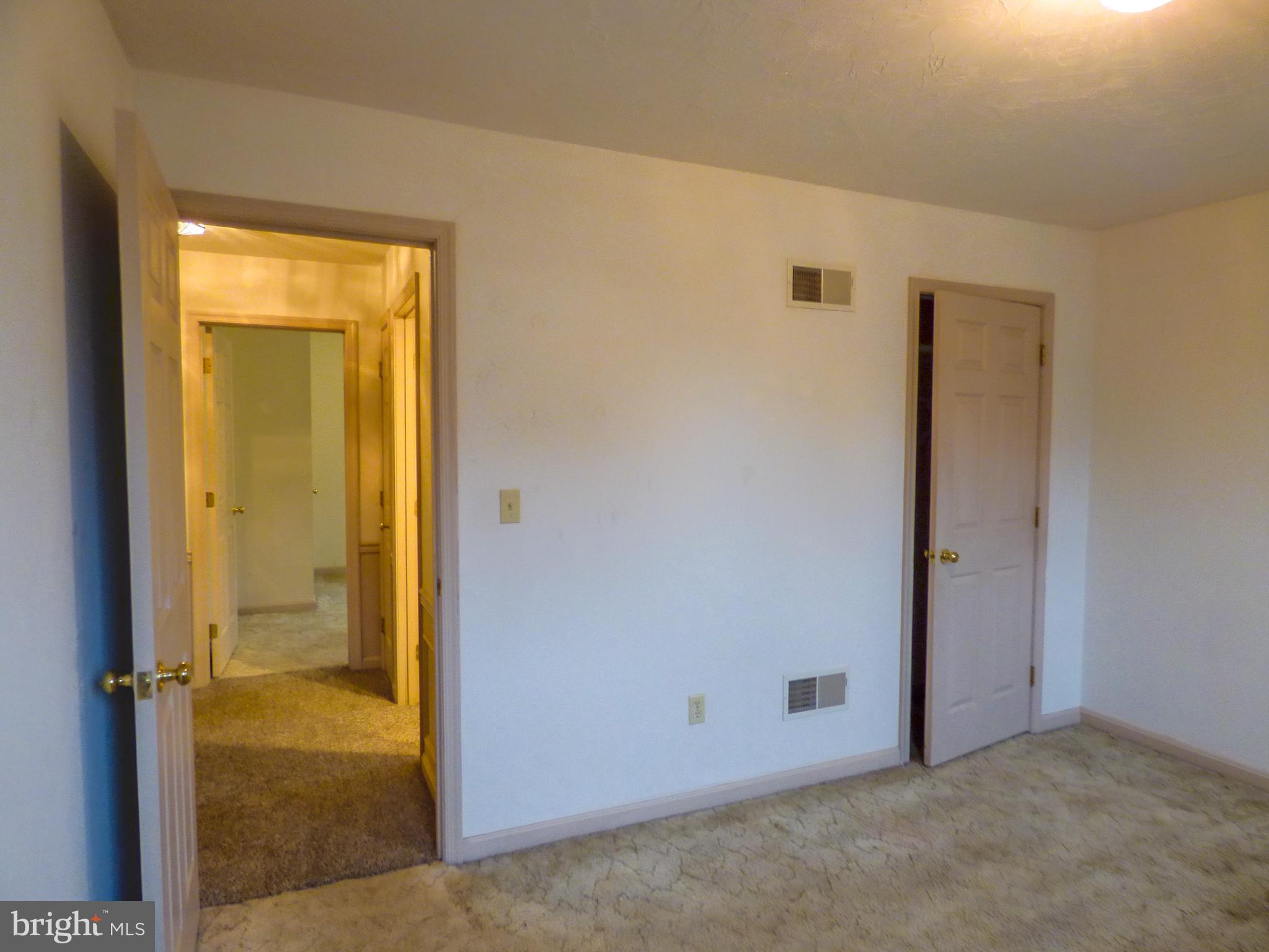 CYPRESS MANOR - Residential