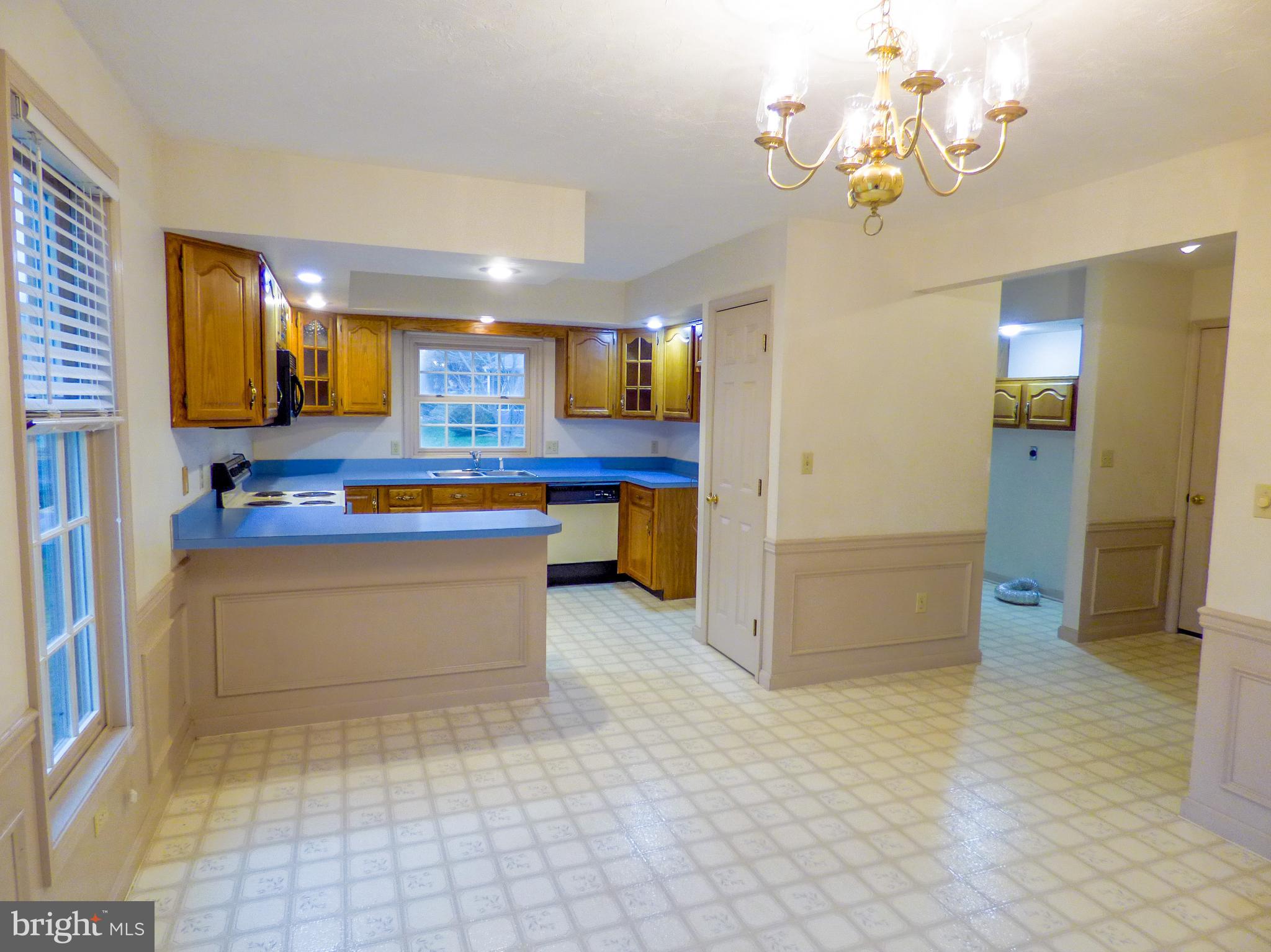 CYPRESS MANOR - Residential