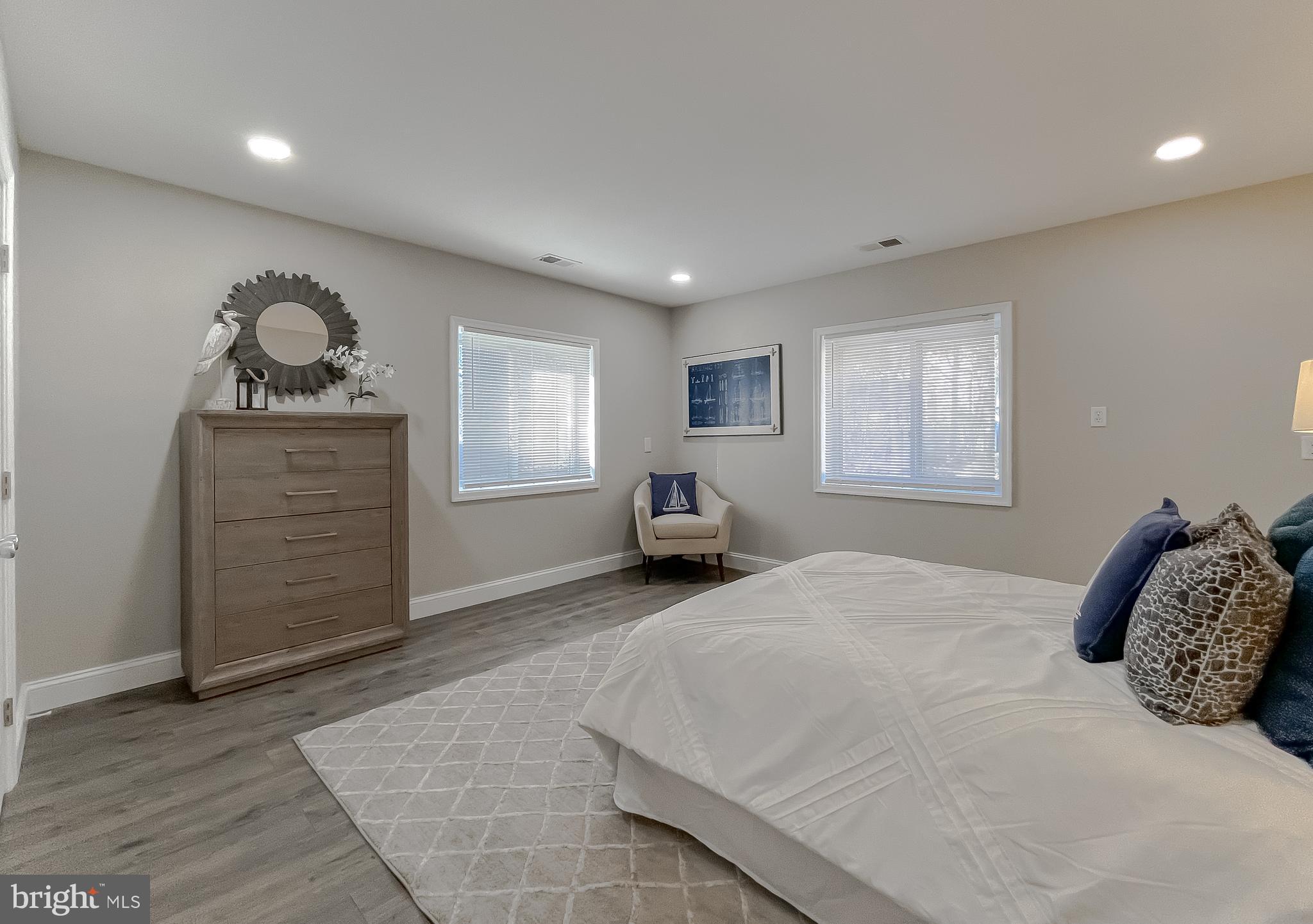 COVE POINT - Residential