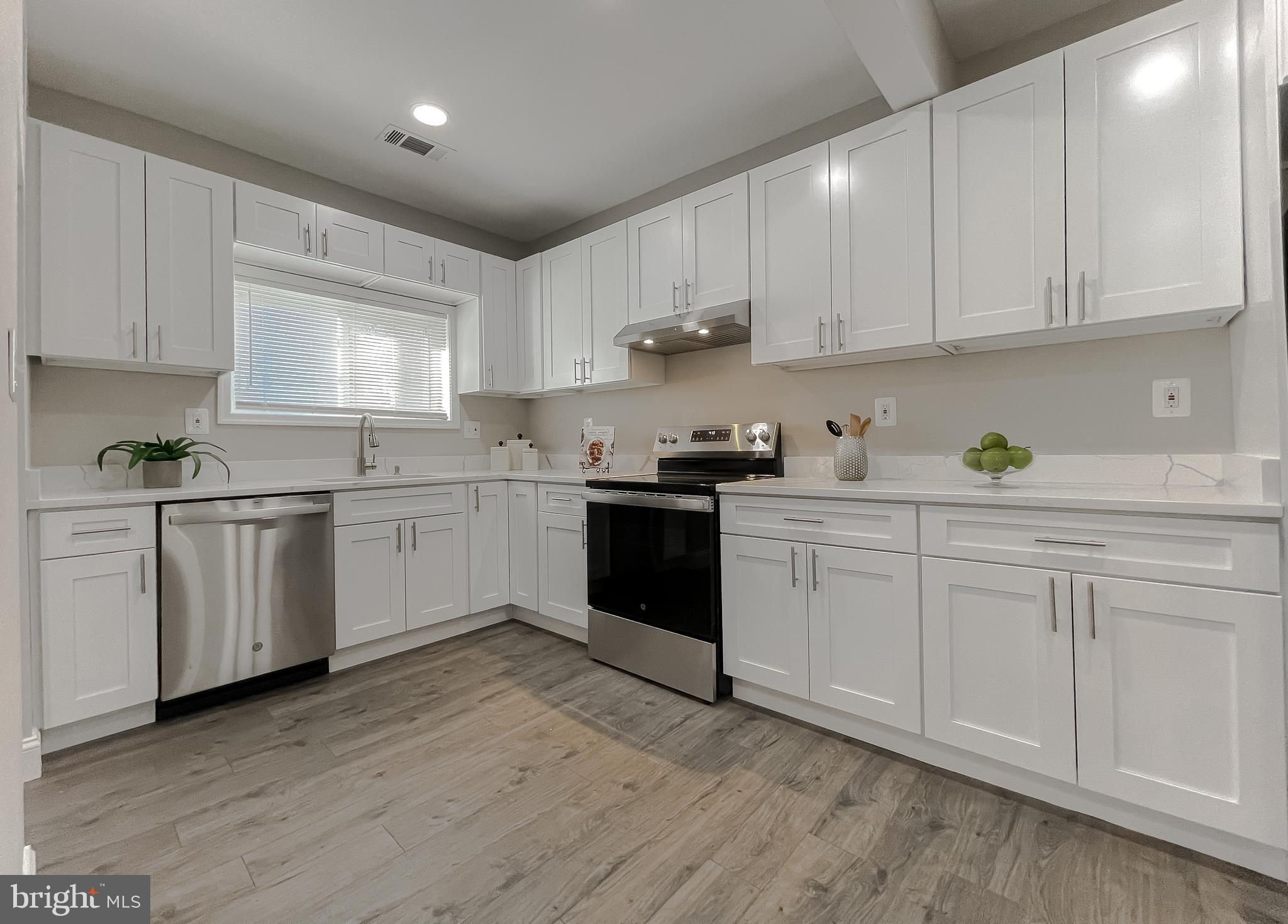 COVE POINT - Residential