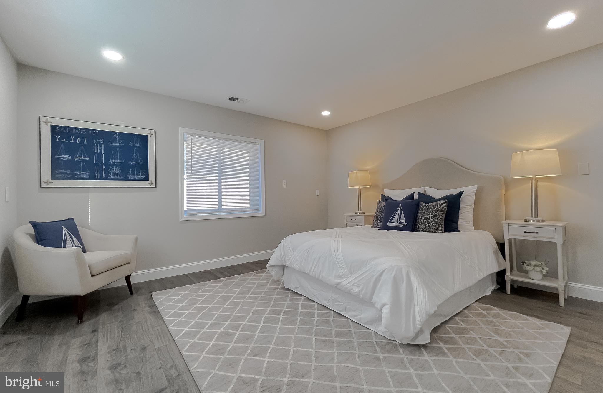 COVE POINT - Residential