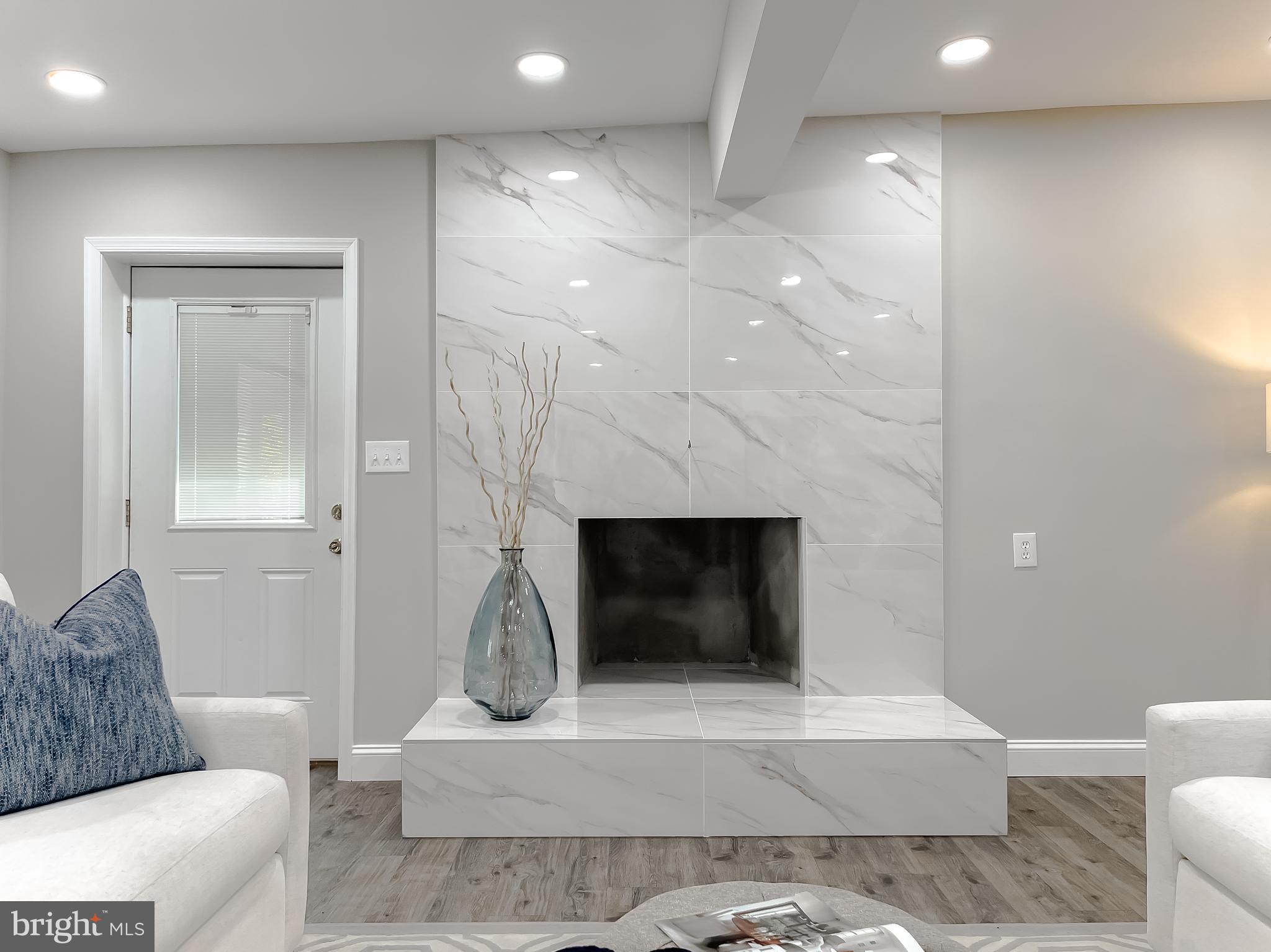 COVE POINT - Residential