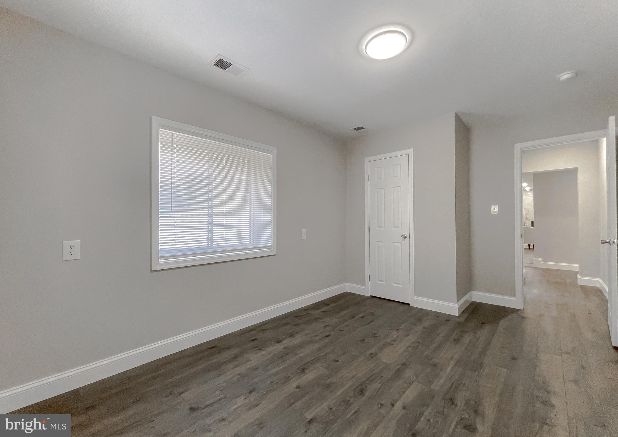 COVE POINT - Residential