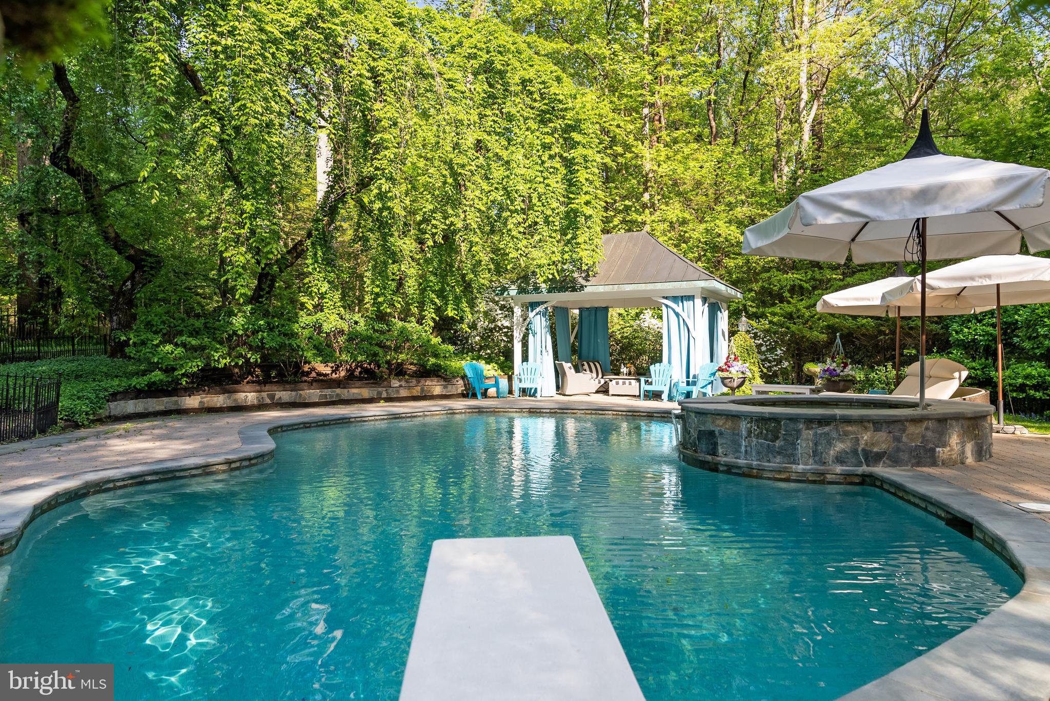 CEDAR RUN - Residential