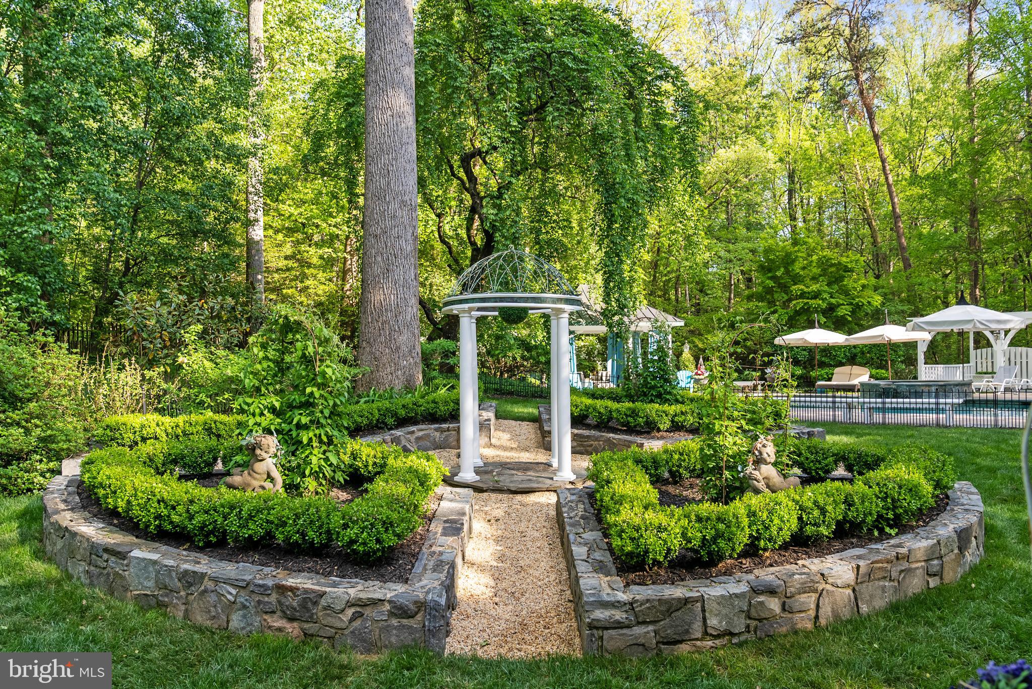 CEDAR RUN - Residential