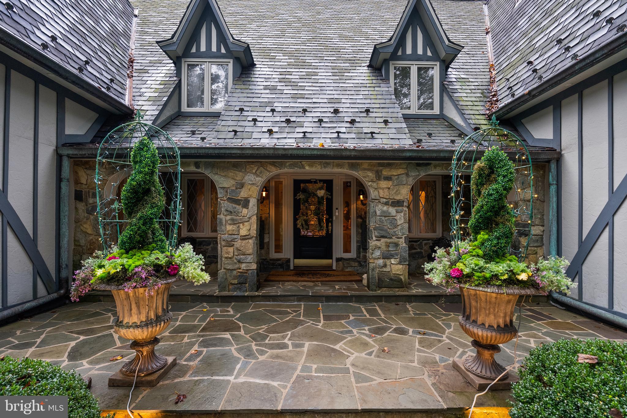 10205 CEDAR POND DRIVE
