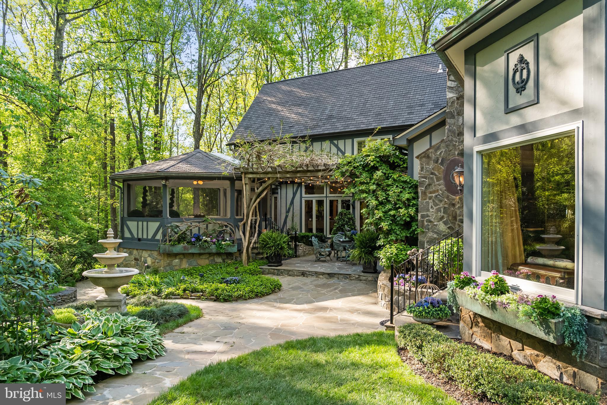 CEDAR RUN - Residential