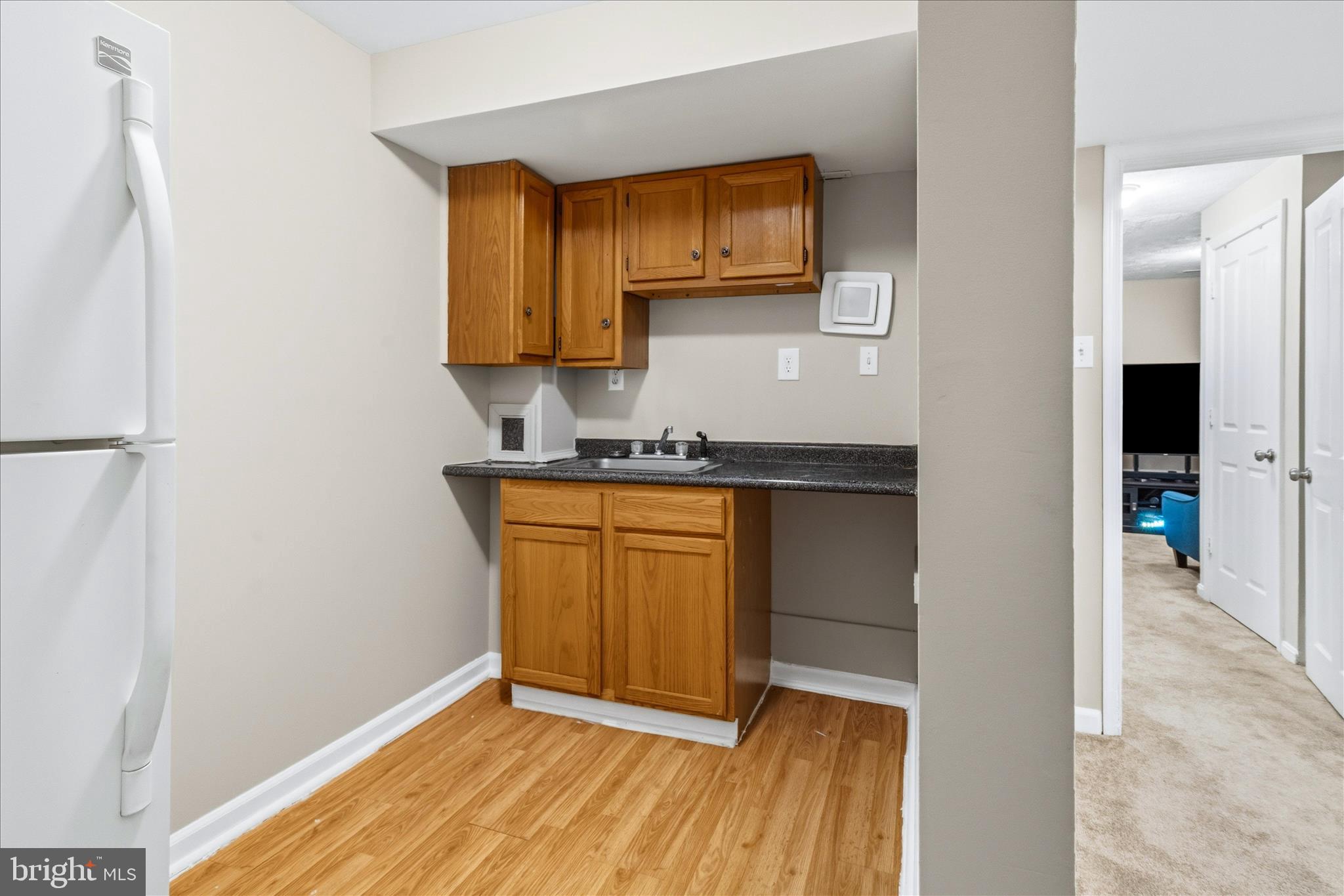 HILLCREST KNOLLS - Residential