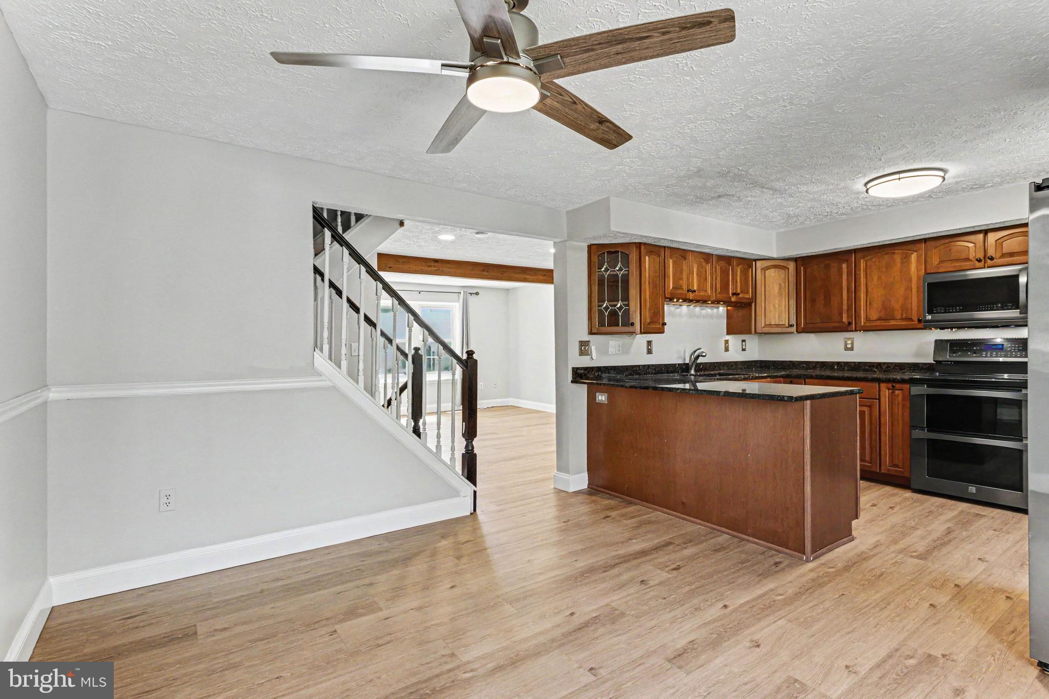 286 MAPLE WREATH COURT