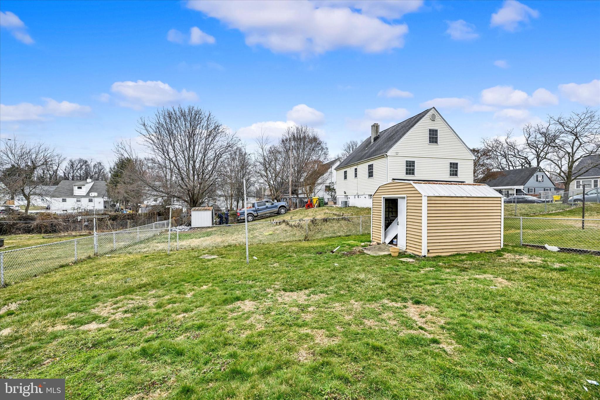 STOLLS MANOR - Residential