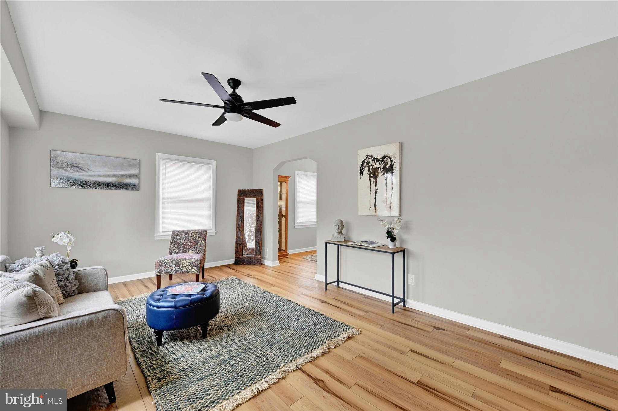 STOLLS MANOR - Residential