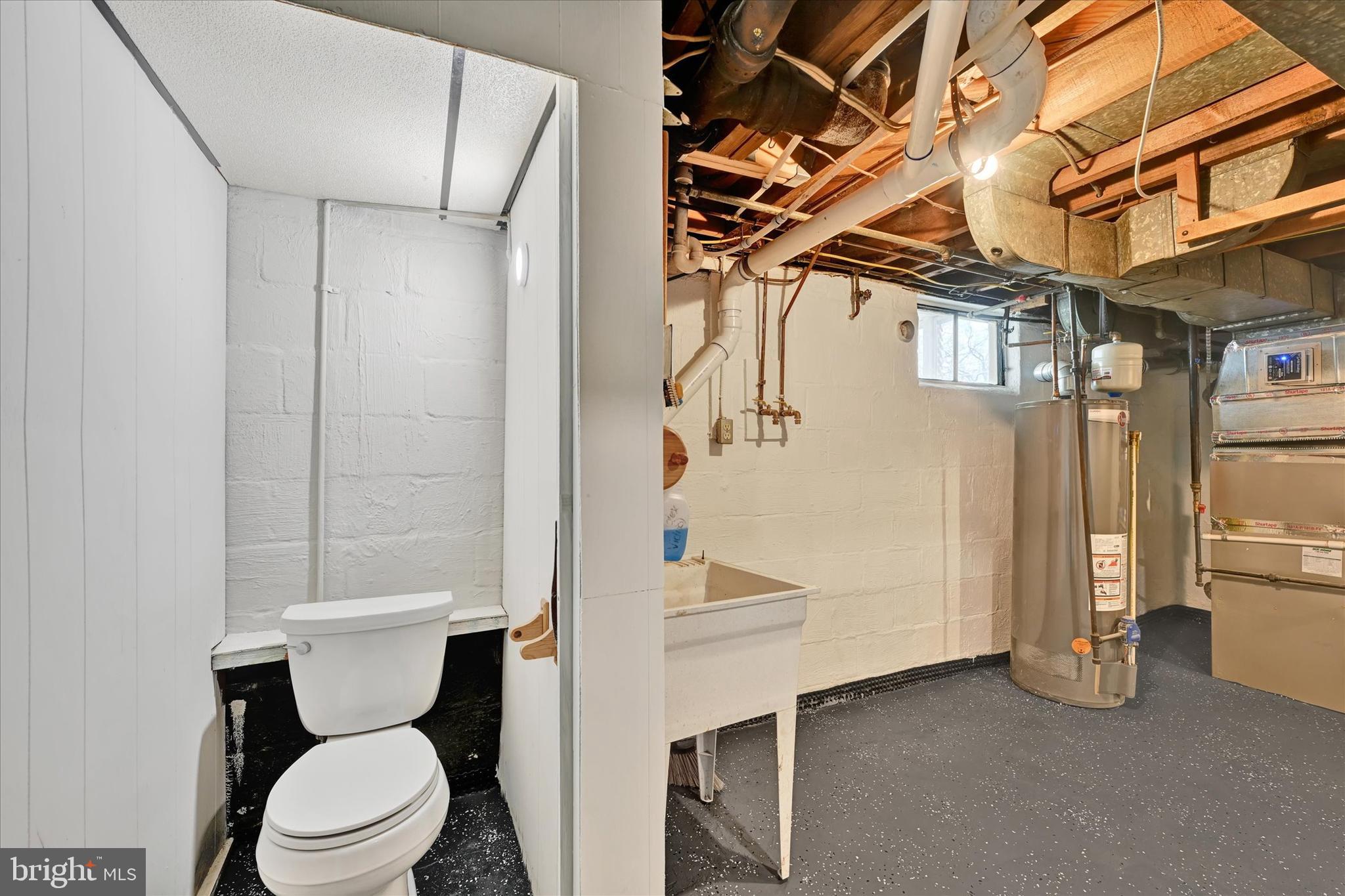 STOLLS MANOR - Residential