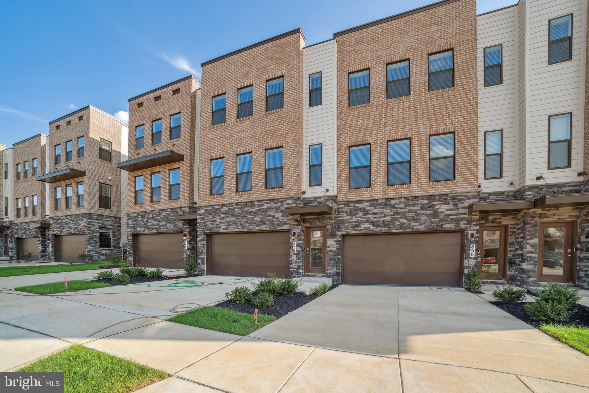 Brand new,Never lived in,Excellent 3 level townhome in Renn Quarter community with 4 bedrooms,3.5 baths, & 2-car garage,2300 sq feet of living space! Kitchen and all bathrooms includes granite counters, maple cabinetry,Gourment Kitchen & stainless steel appliances.Hardwood floors on entire main living level.Large master Bedroom with Luxury bath features dual vanities,granite Counters and large walk-in shower.Convenient laundry on bedroom level.Enjoy beautiful common area in the rear, as well as a deck off the living room. Amenities include pool, clubhouse with fitness center, and walking trails. Show & Rent today.