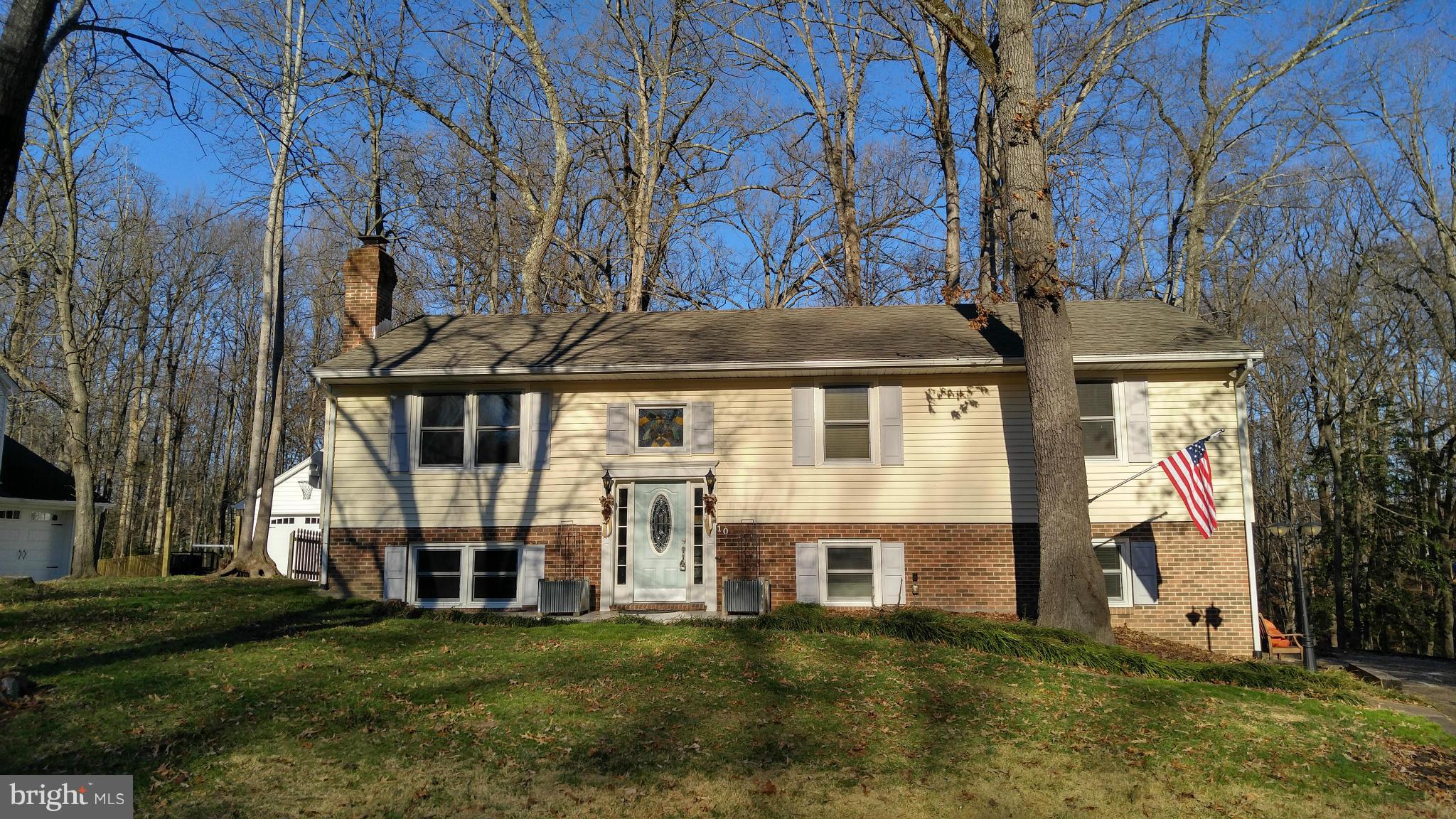 BREEZEWOOD - Residential Lease