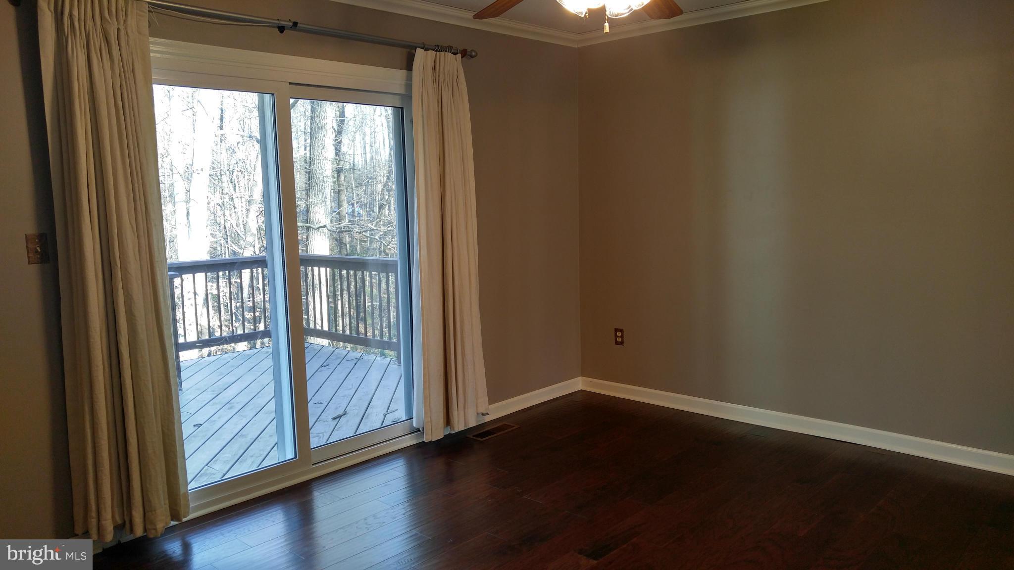 BREEZEWOOD - Residential Lease