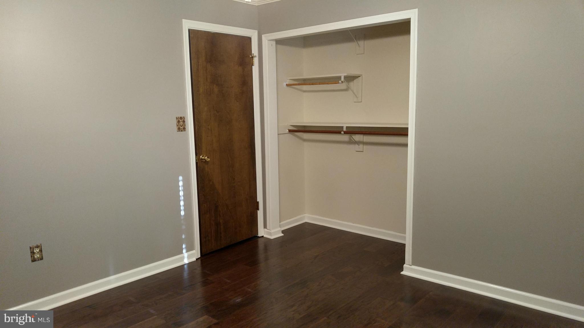 BREEZEWOOD - Residential Lease