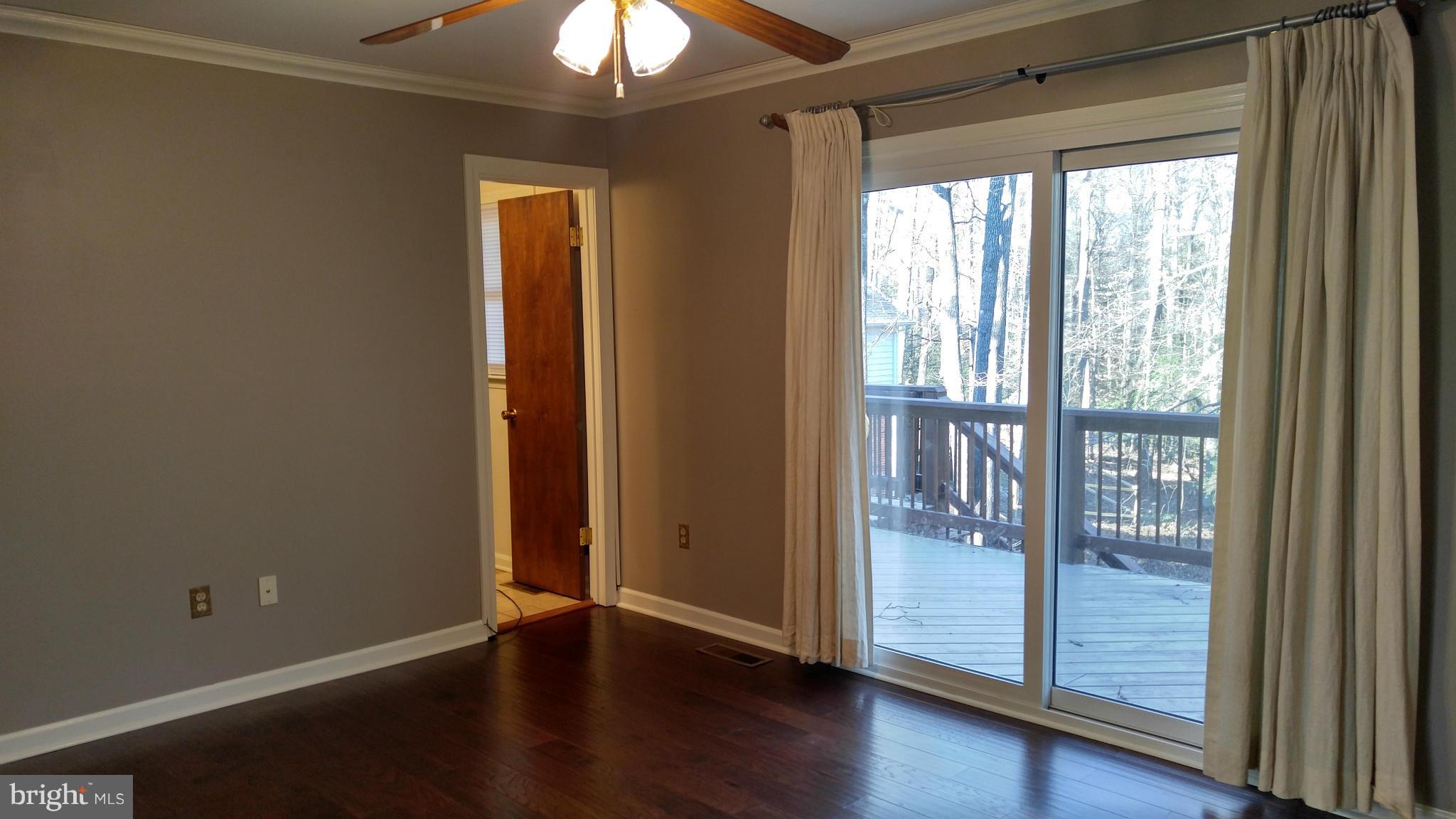 BREEZEWOOD - Residential Lease